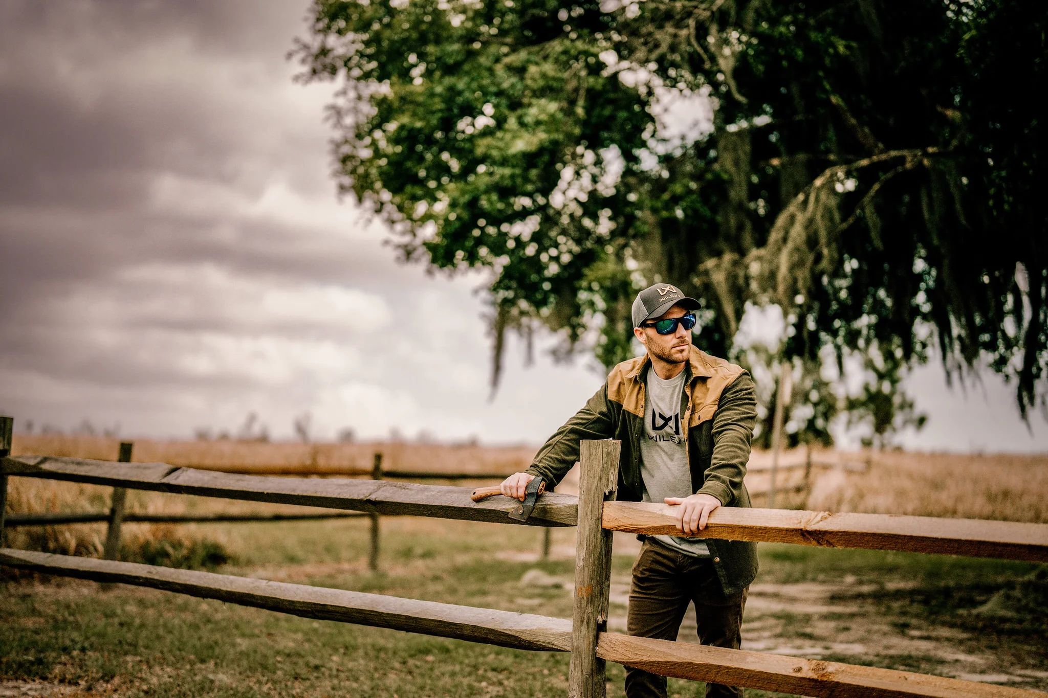 Okulary Wiley X Peak - Captivate Polarized Blue Mirror/Matte Black