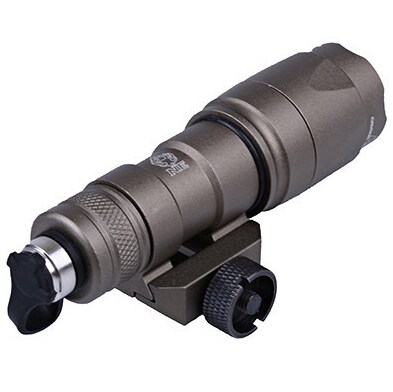 Latarka Night Evolution M300A Scout Dark Earth - 180 lumenów