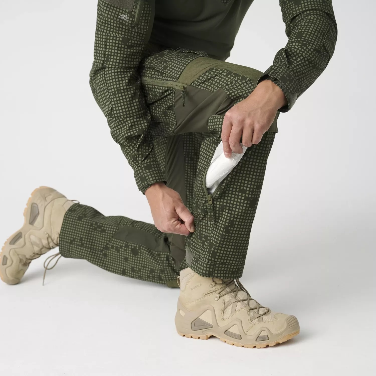Spodnie Helikon MCDU Polycotton Stretch Rip-Stop - Desert Night Camo / Olive Green