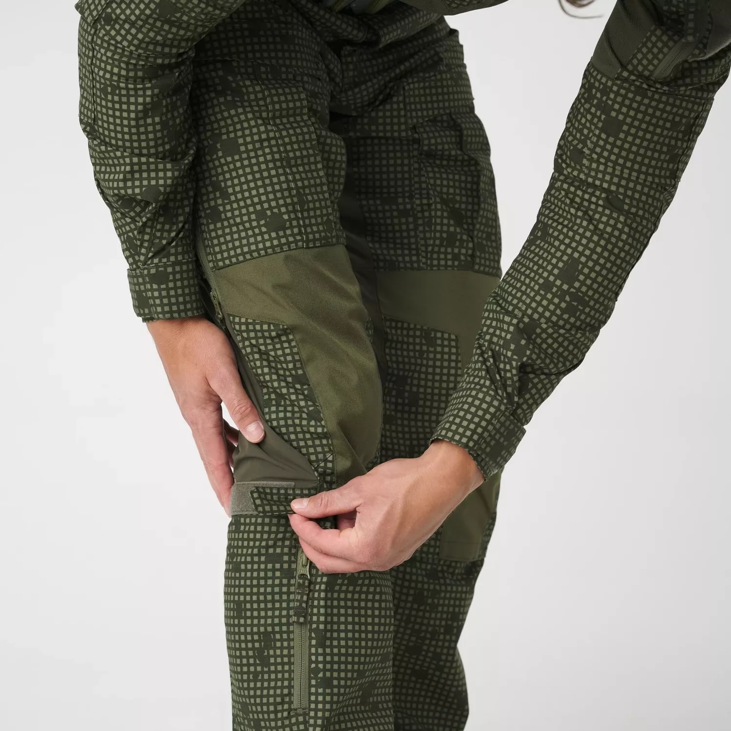 Spodnie Helikon MCDU Polycotton Stretch Rip-Stop - Desert Night Camo / Olive Green