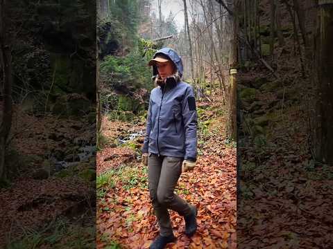 Kurtka damska Helikon-Tex Squall Hardshell - Taiga Green