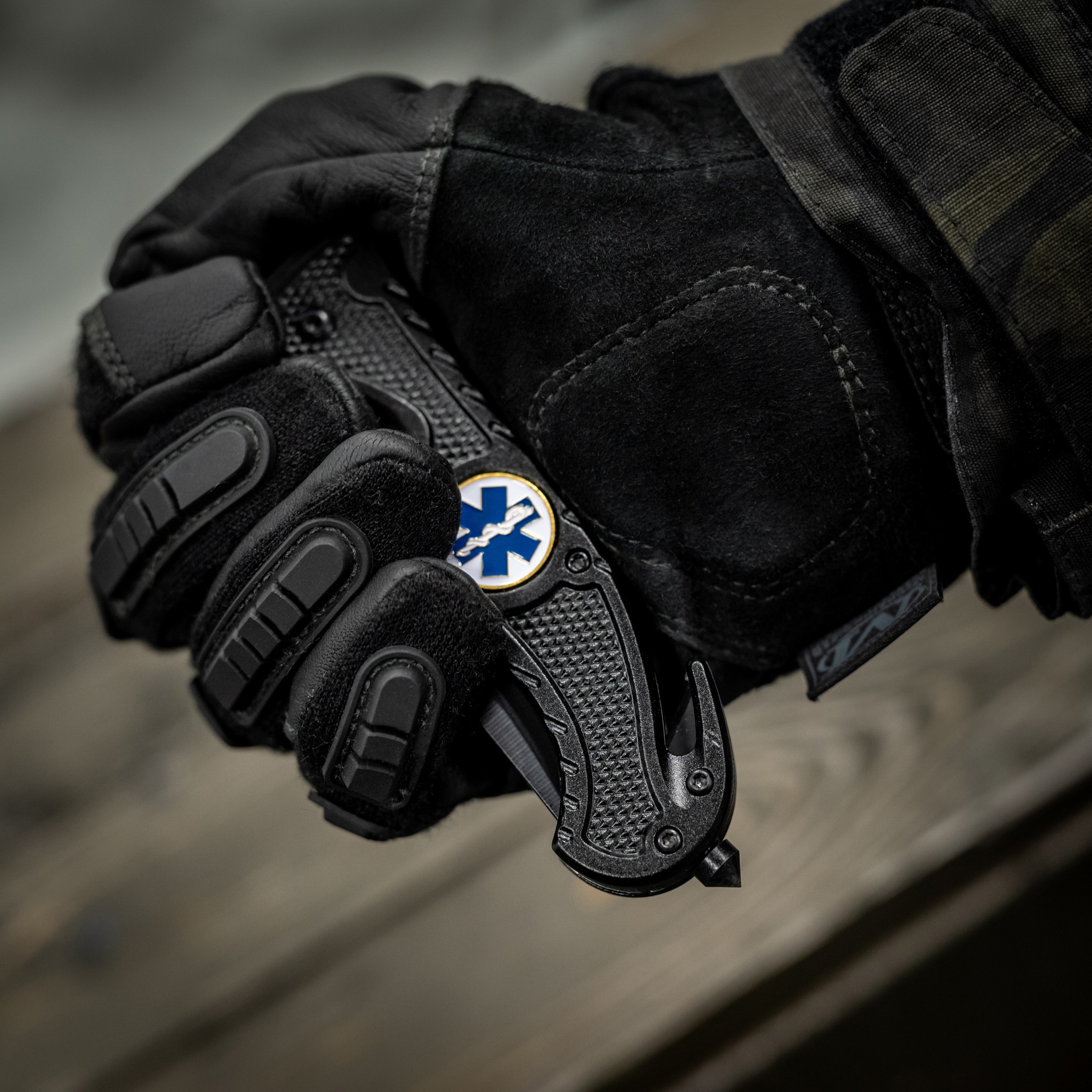 Mil-Tec Rescue Folding Knife Black