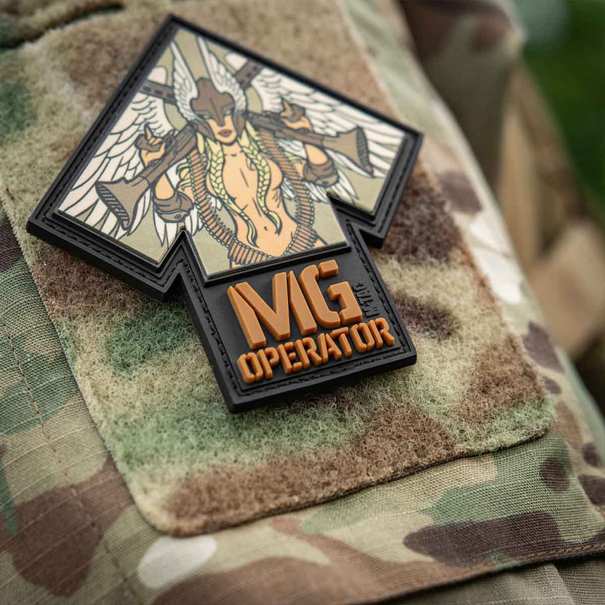 Naszywka M-Tac MG Operator PVC - Black/Coyote