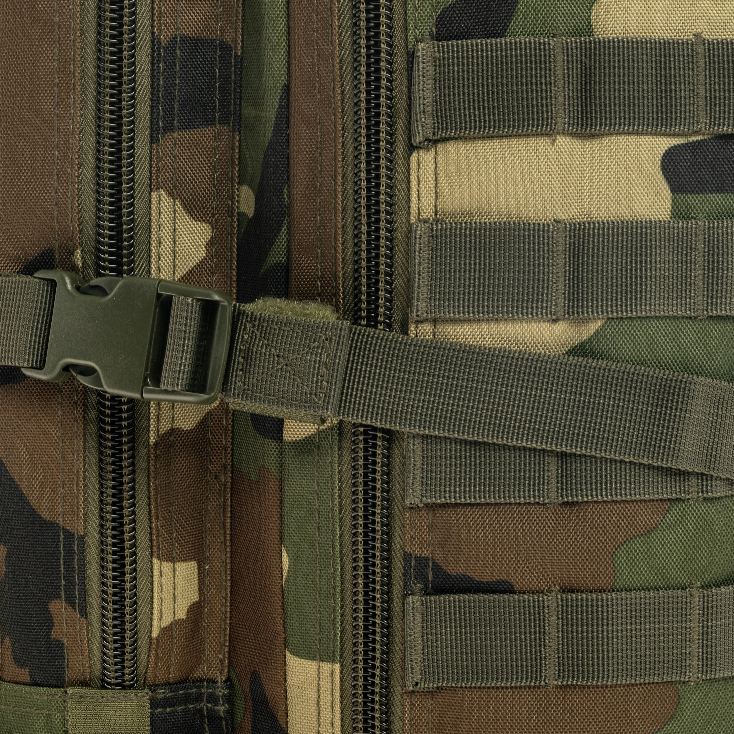 Plecak Mil-Tec Assault Pack Large 36 l - Woodland