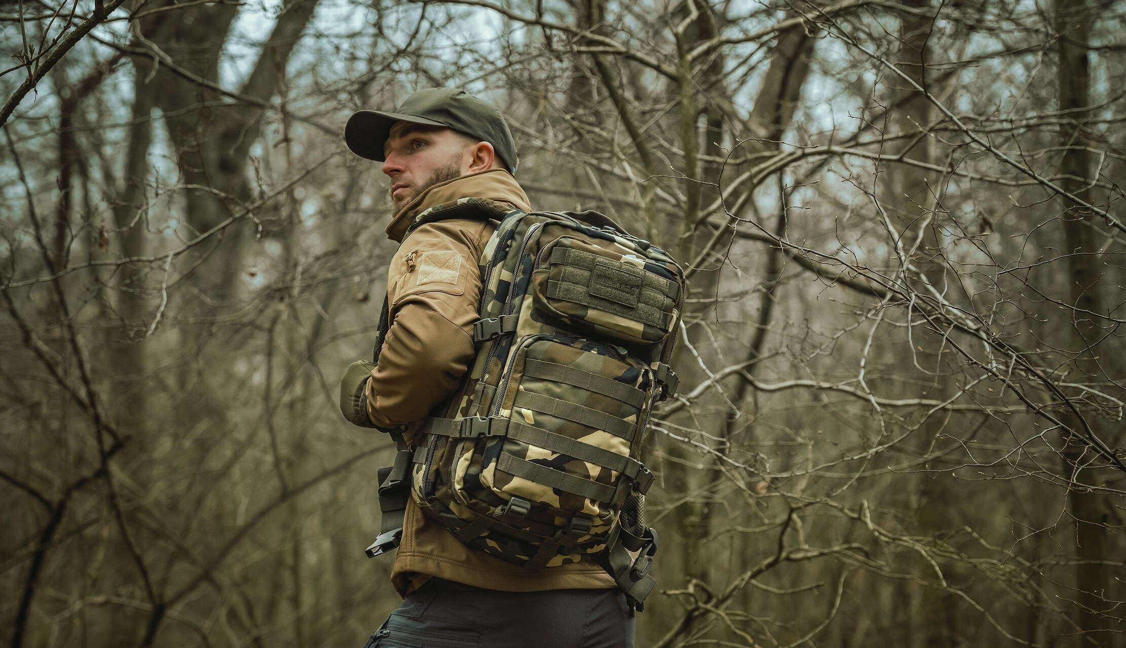 Plecak Mil-Tec Assault Pack Large 36 l - Woodland