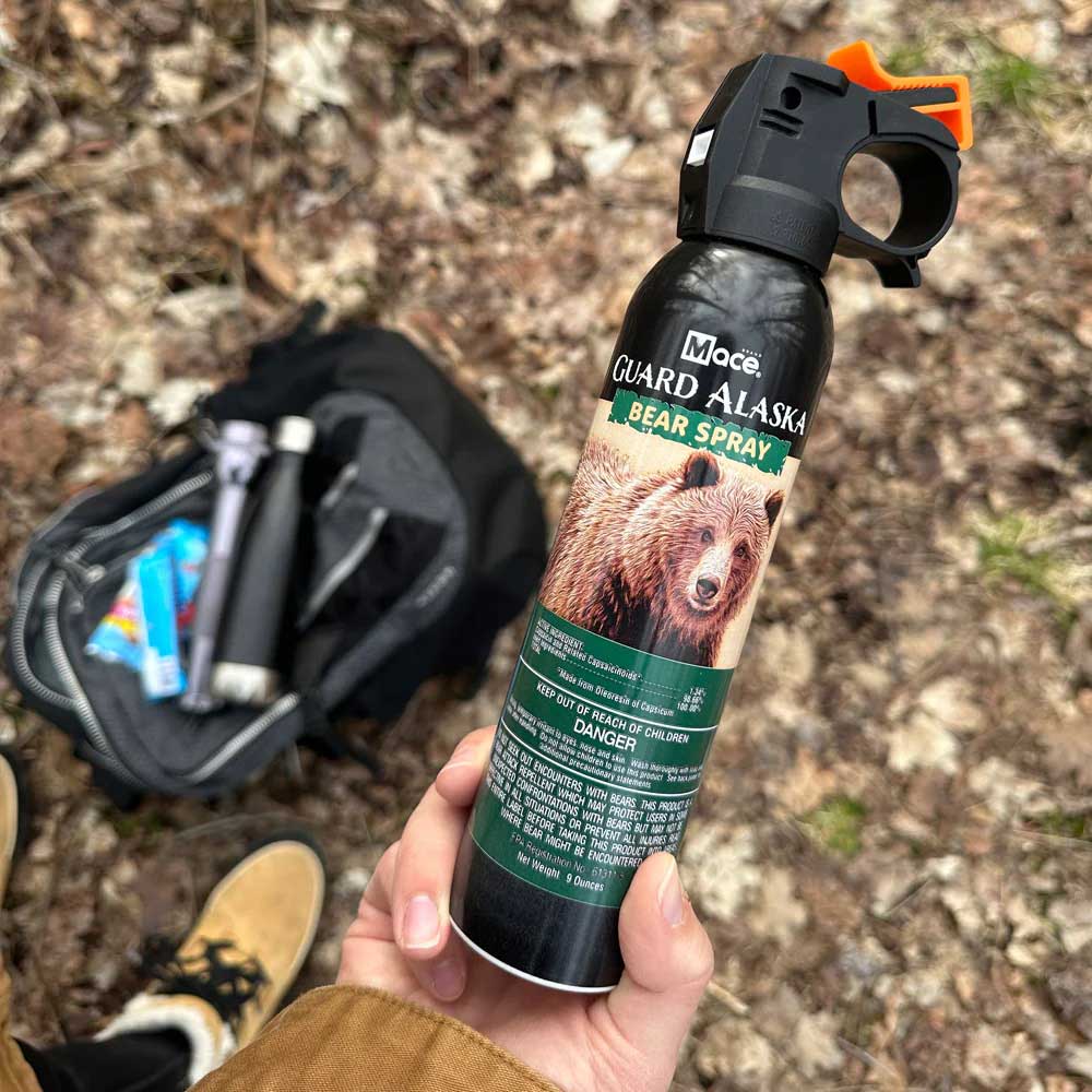 Gaz pieprzowy na niedźwiedzie Mace Guard Alaska Bear Pepper Spray 275 ml - Stożek