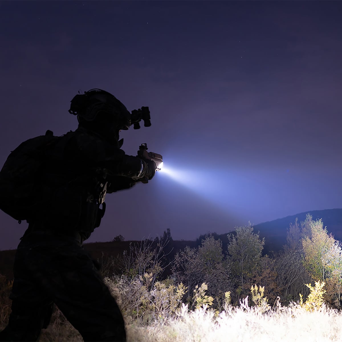 Ліхтарик для зброї з лазерним прицілом Olight BALDR Pro R - 1350 люменів, Green Laser