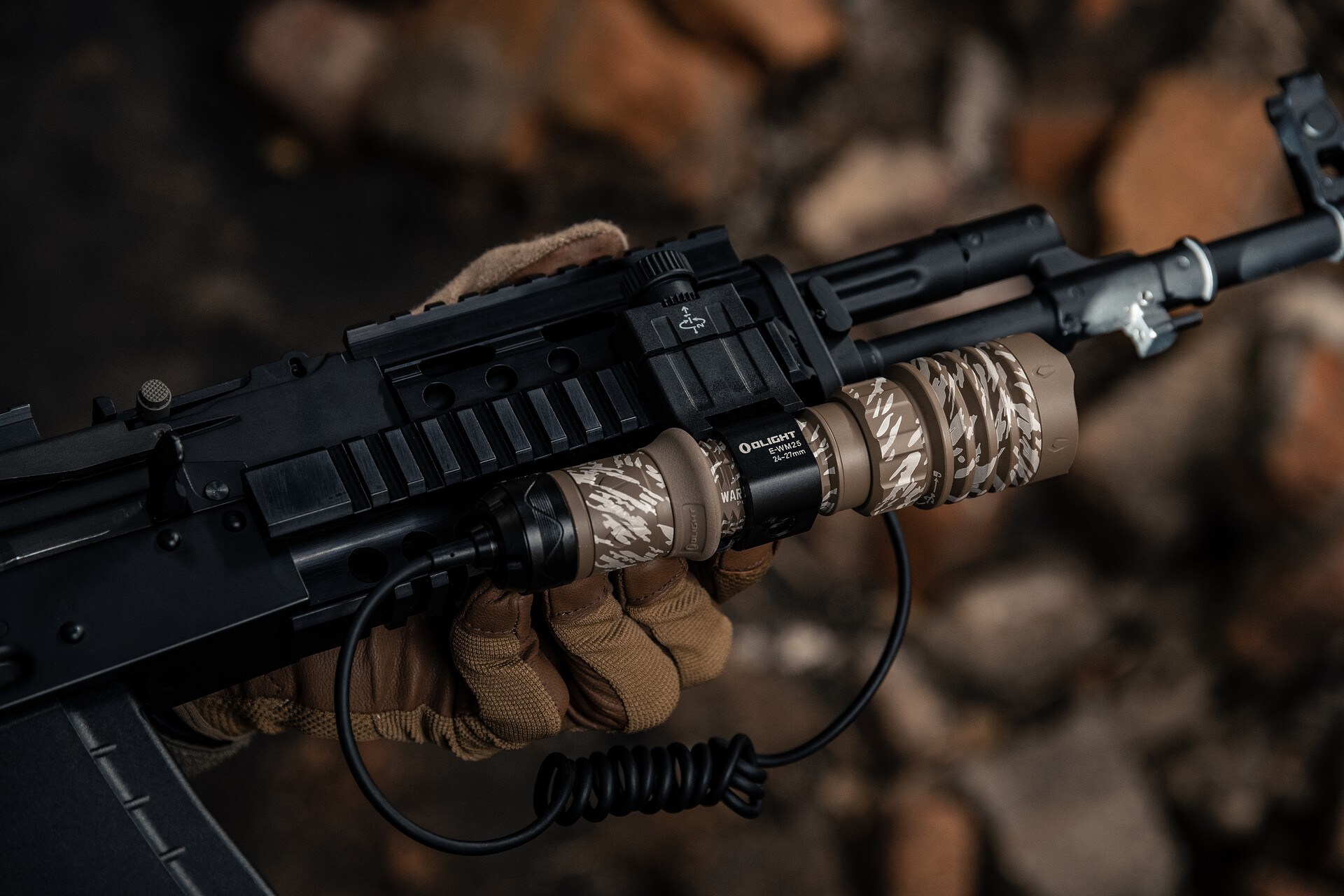 Magnetyczny włącznik naciskowy Olight sROD do latarek Warrior 3/Warrior X 3/X 4/Javelot Pro 2