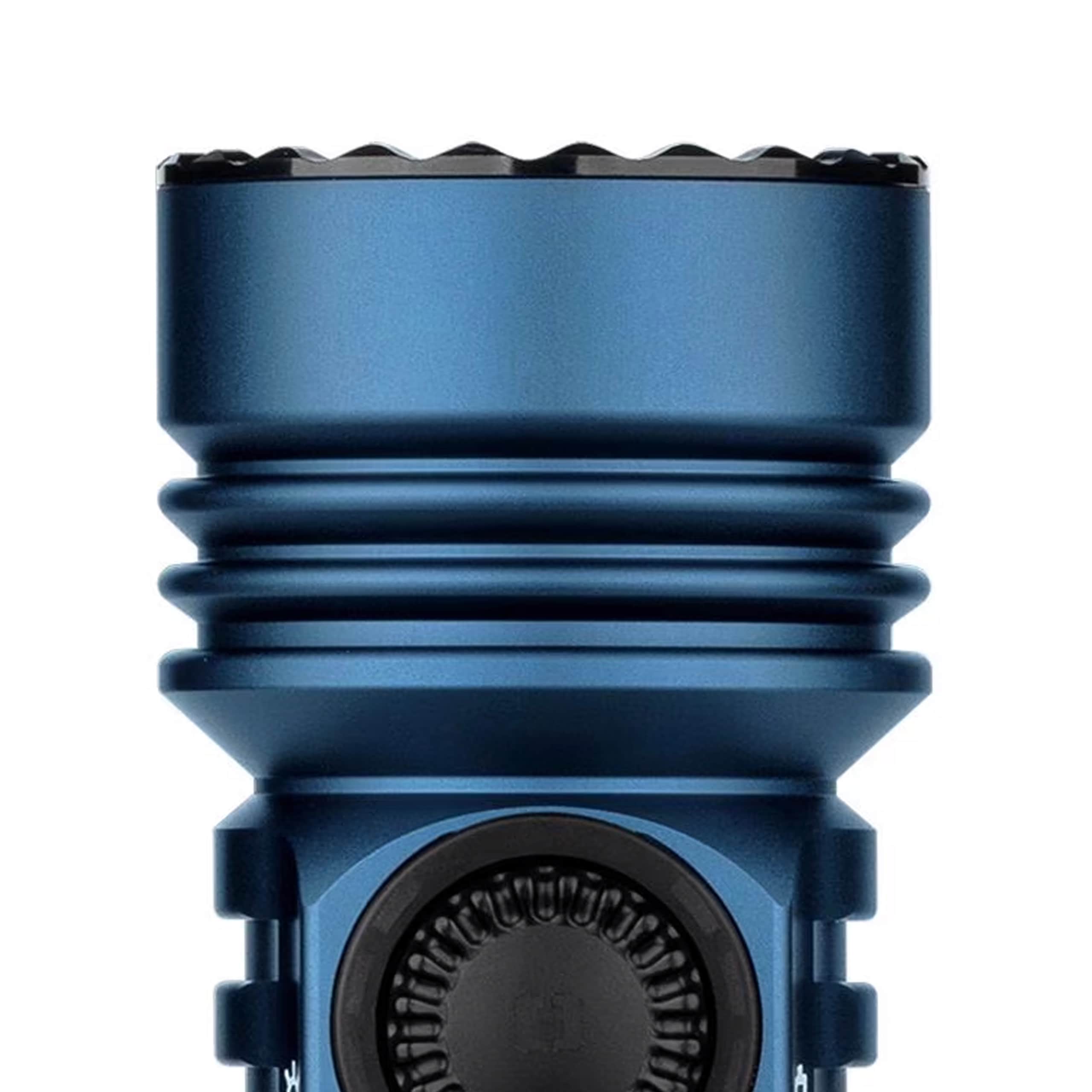 Latarka taktyczno-poszukiwawcza Olight Seeker 4 Pro Cool White Midnight Blue - 4600 lumenów