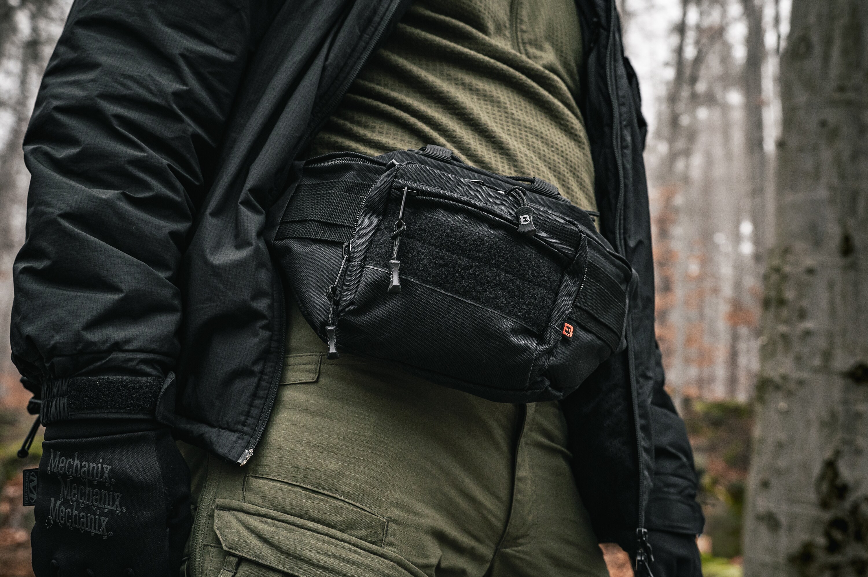 Torba biodrowa Badger Outdoor Farley - Czarna