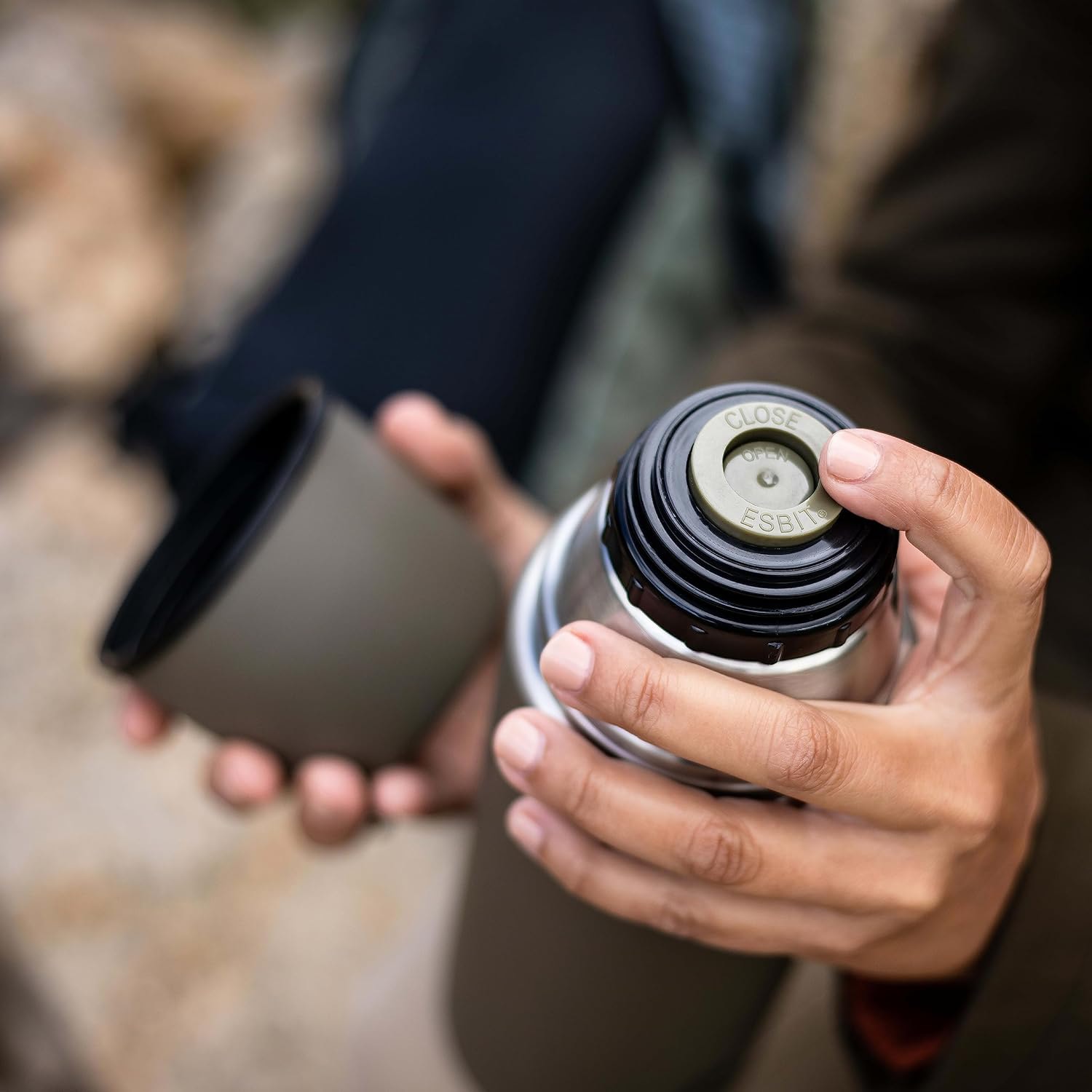 Termos Esbit Vacuum Flask 1 l - Olive Green