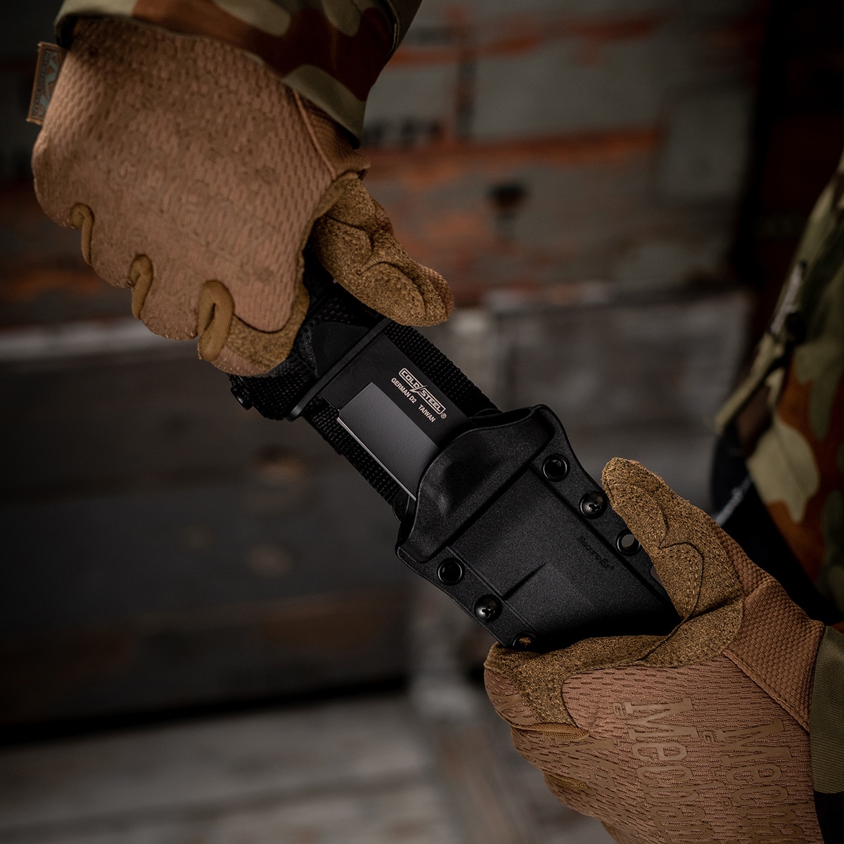 Військовий ніж Cold Steel Leatherneck SF D2