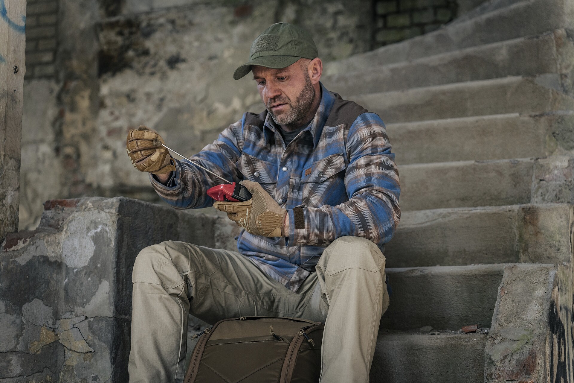 Radio alarmowe Powerbank Midland ER200 AM/FM