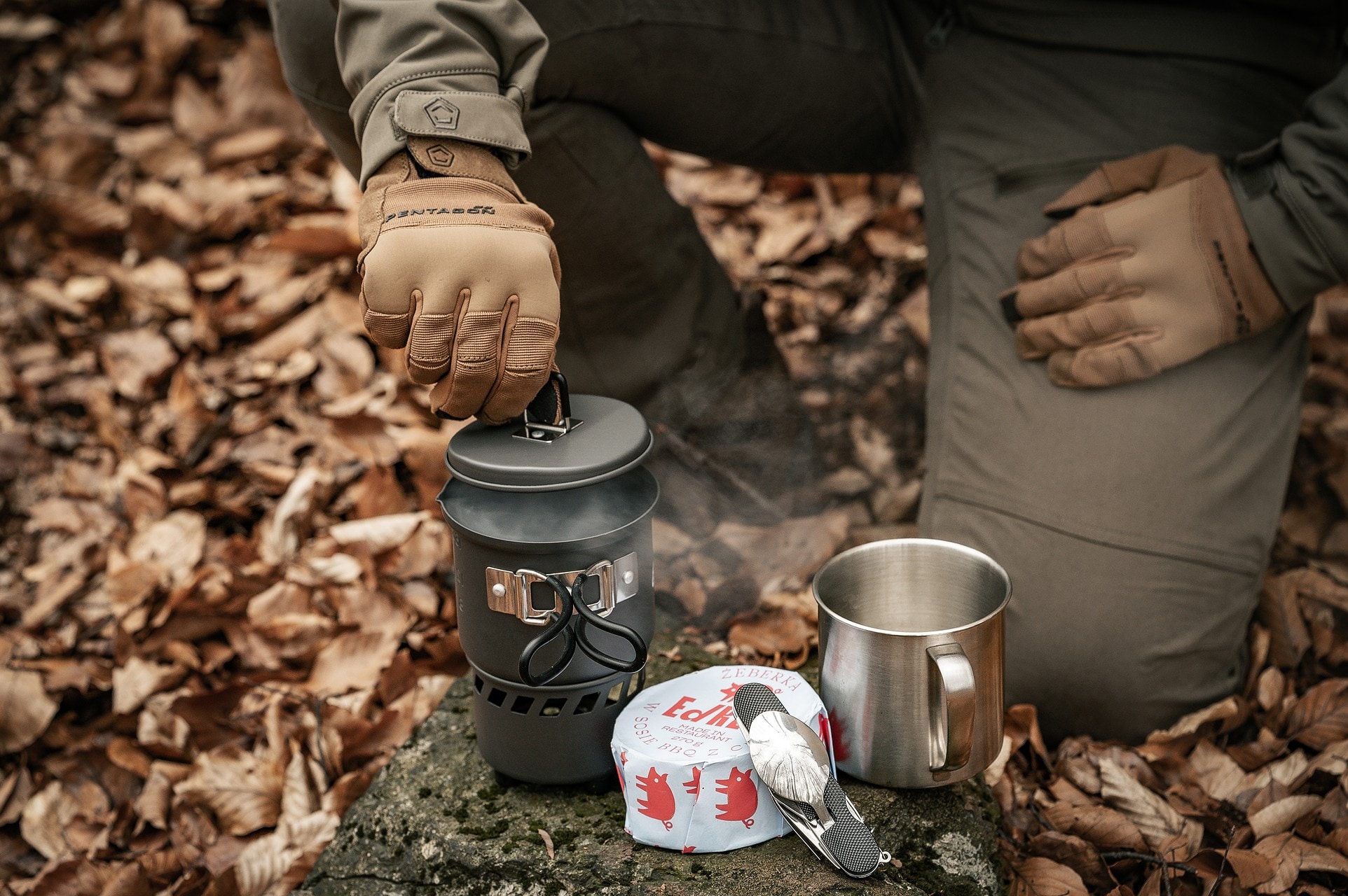 Niezbędnik Badger Outdoor Camping Steel - Black