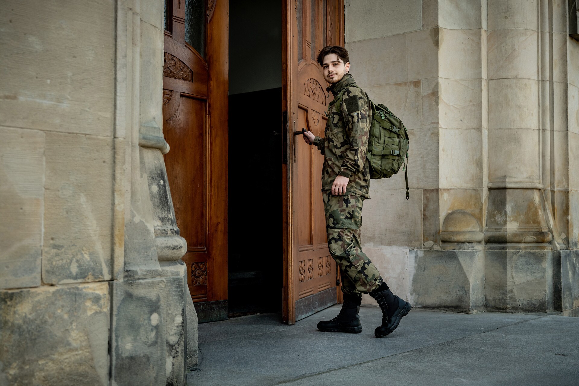 Plecak Badger Outdoor Sarge 30 l Olive