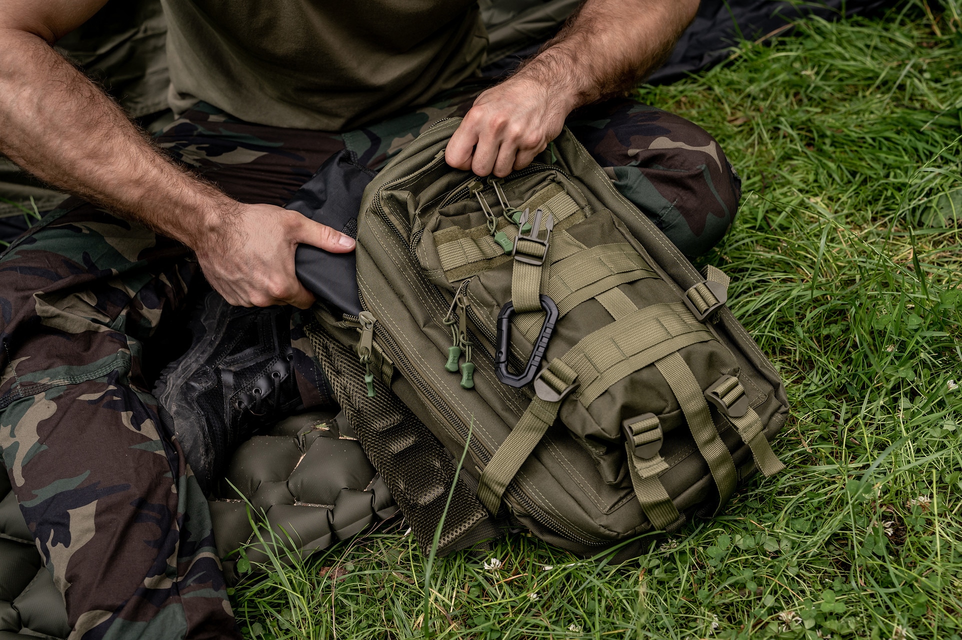 Plecak Badger Outdoor Recon 25 l Olive