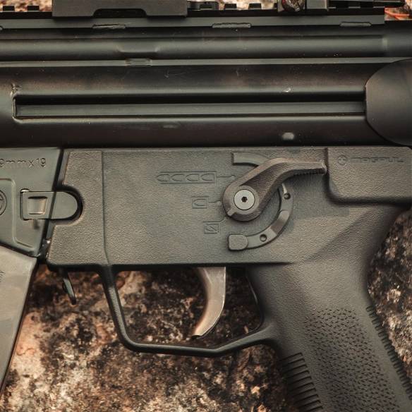Obustronny selektor ognia Magpul do pistoletów MP5/HK94 - Czarny