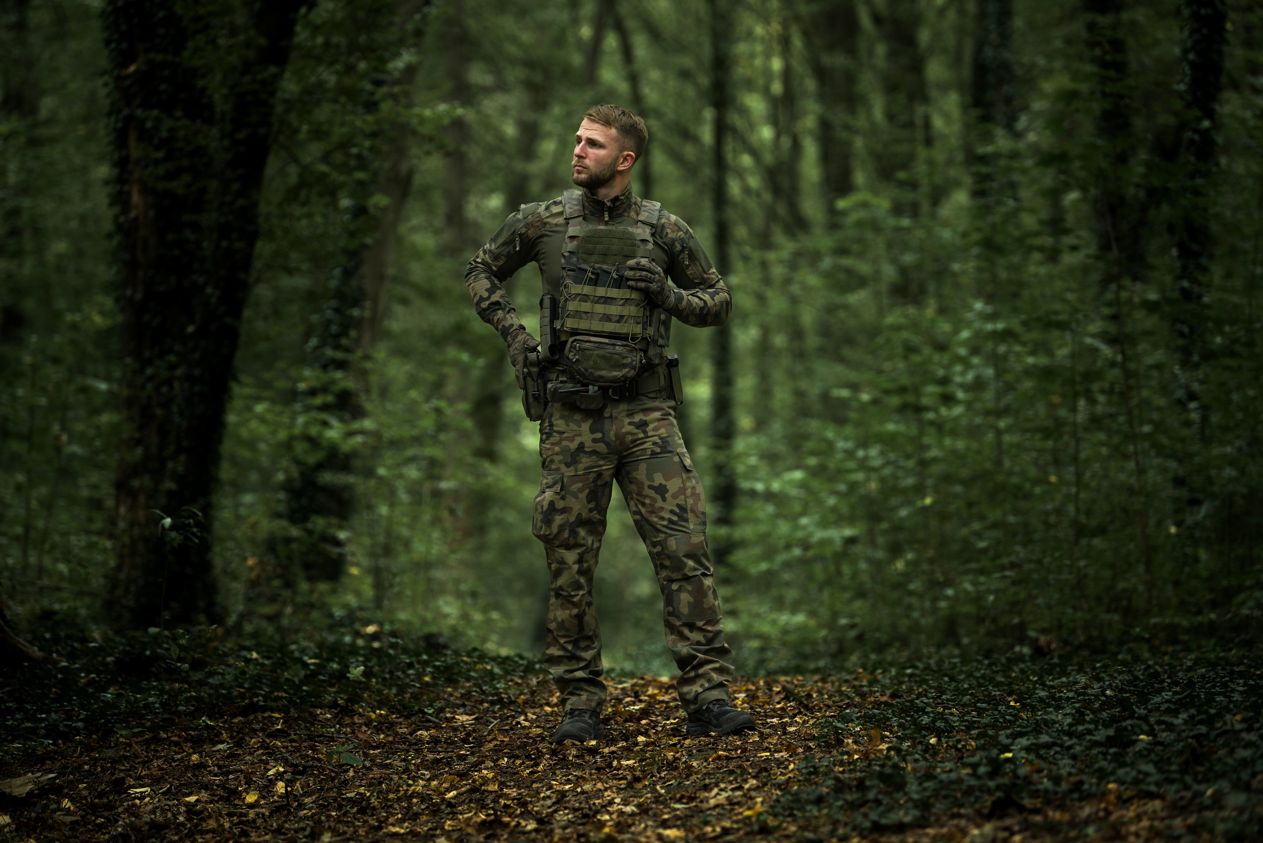 Modułowa kamizelka taktyczna Helikon Guardian Military Set PL Woodland - na płyty M