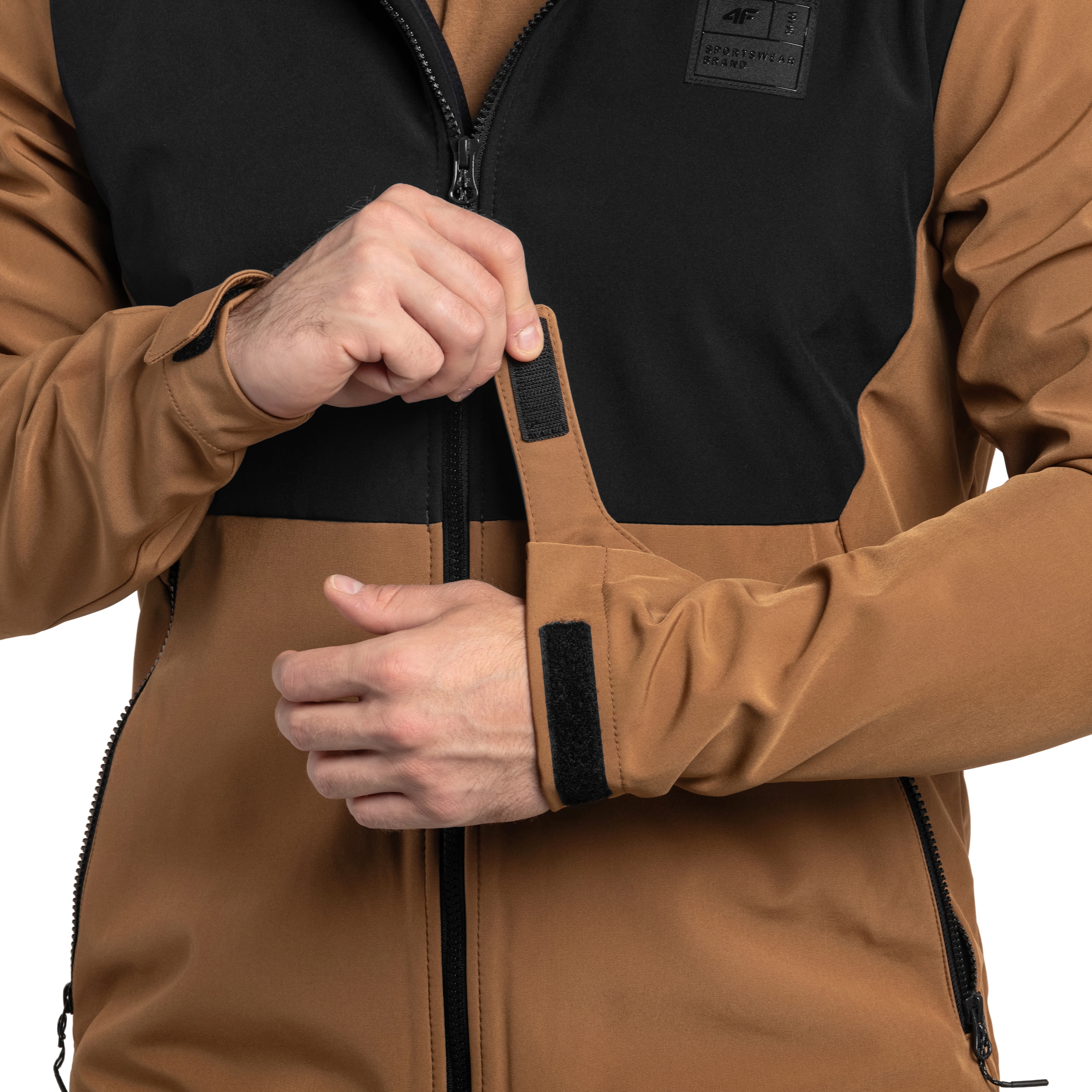 Куртка 4F Softshell TSOFM155 - Коричнева