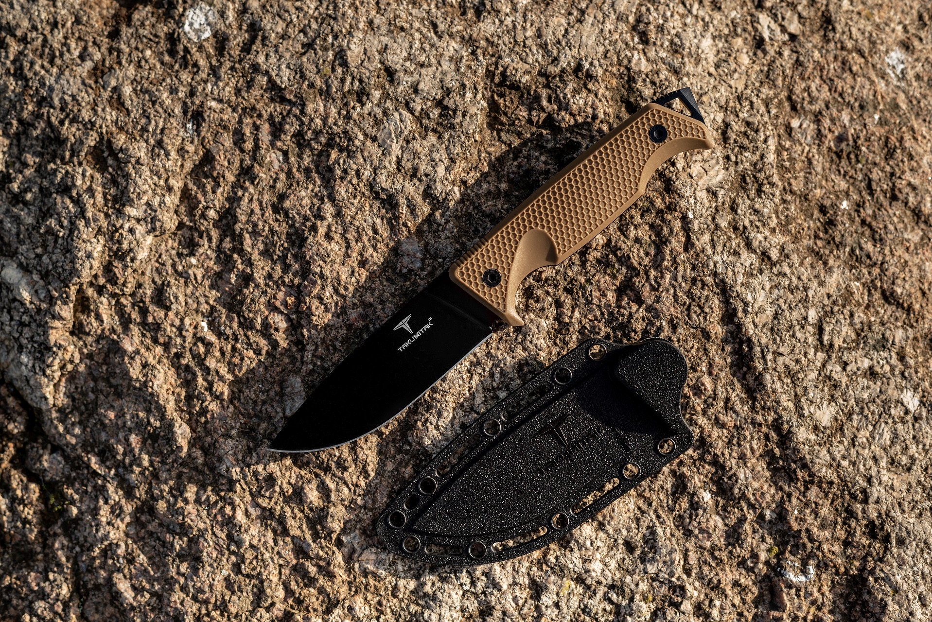 Nóż Takumitak Easy Night - Black/Coyote Brown