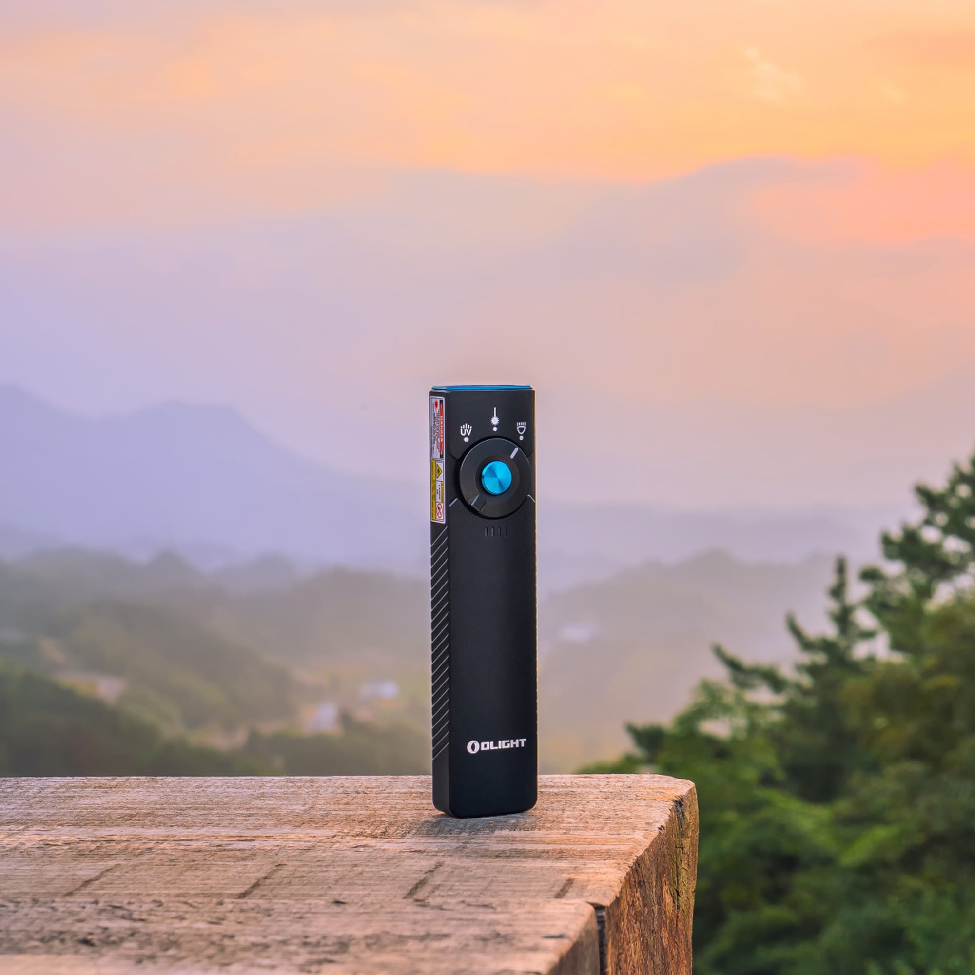 Ліхтарик з лазерним покажчиком Olight Arkfeld Pro UV Cool White Black - 1300 люменів