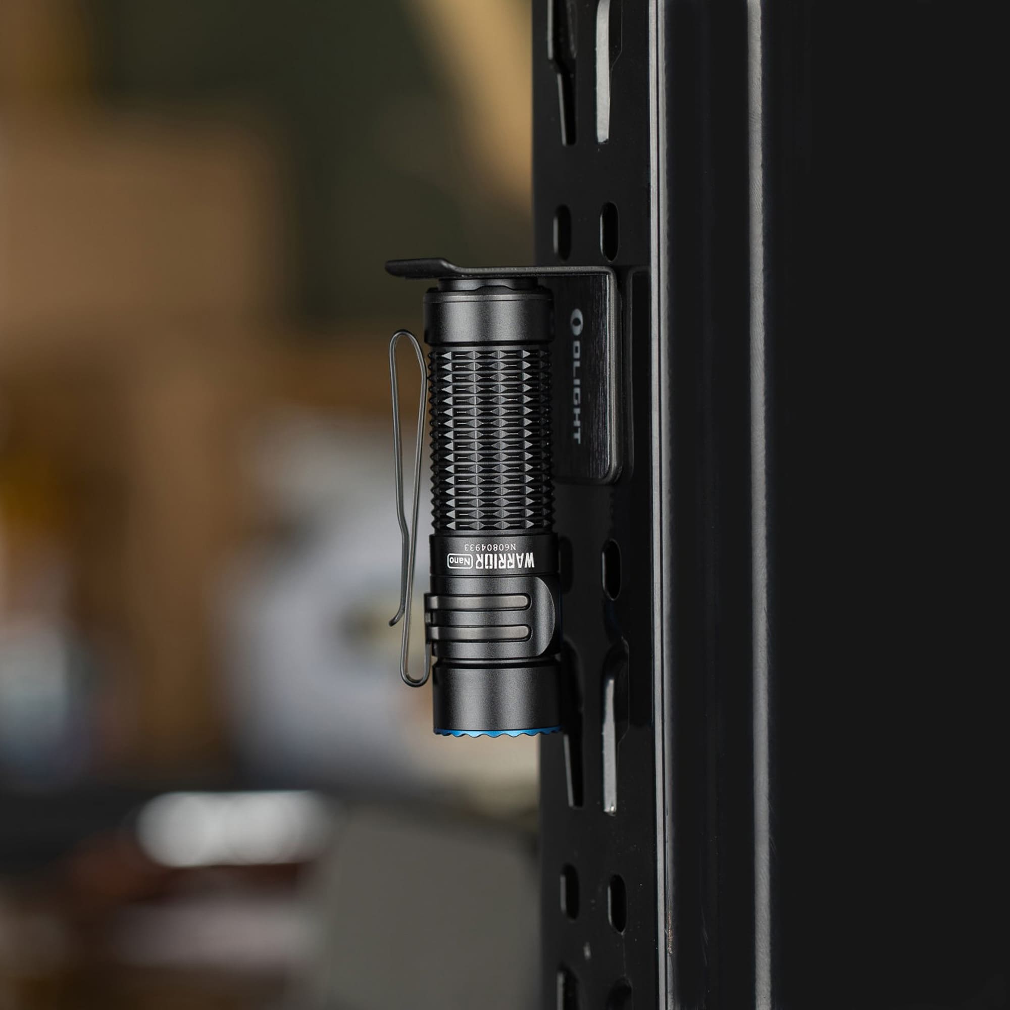 Latarka Olight Warrior Nano Black - 1200 lumenów