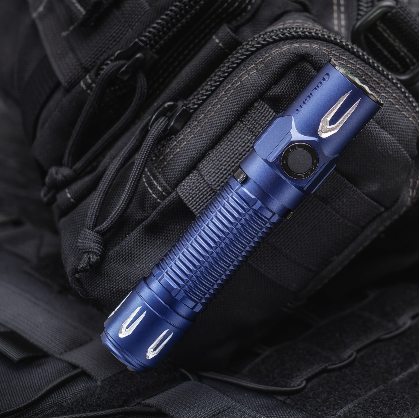 Latarka Olight Warrior 3S Regal Blue - 2300 lumenów