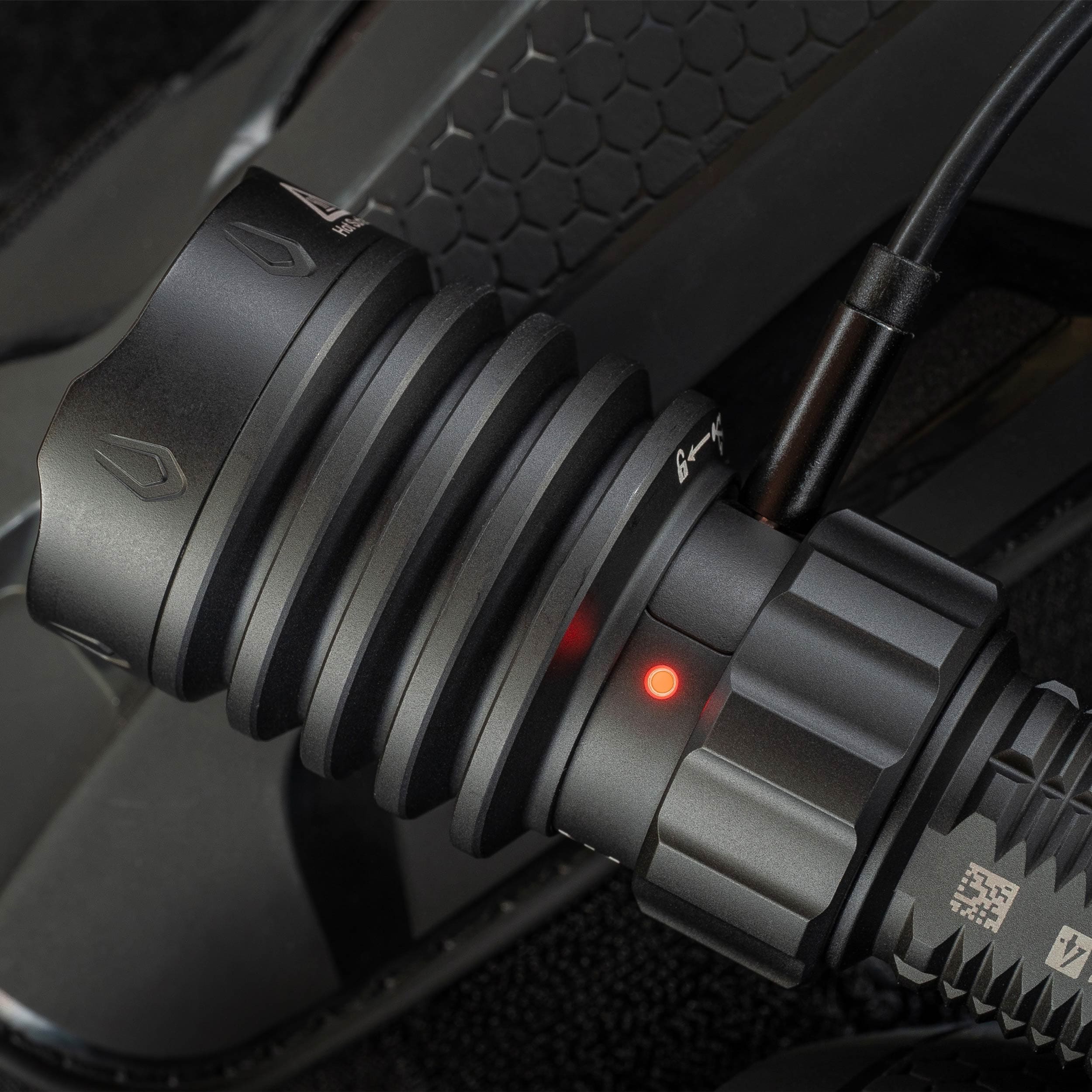 Тактичний ліхтарик Olight Warrior X 4 Matte Black - 2600 люменів