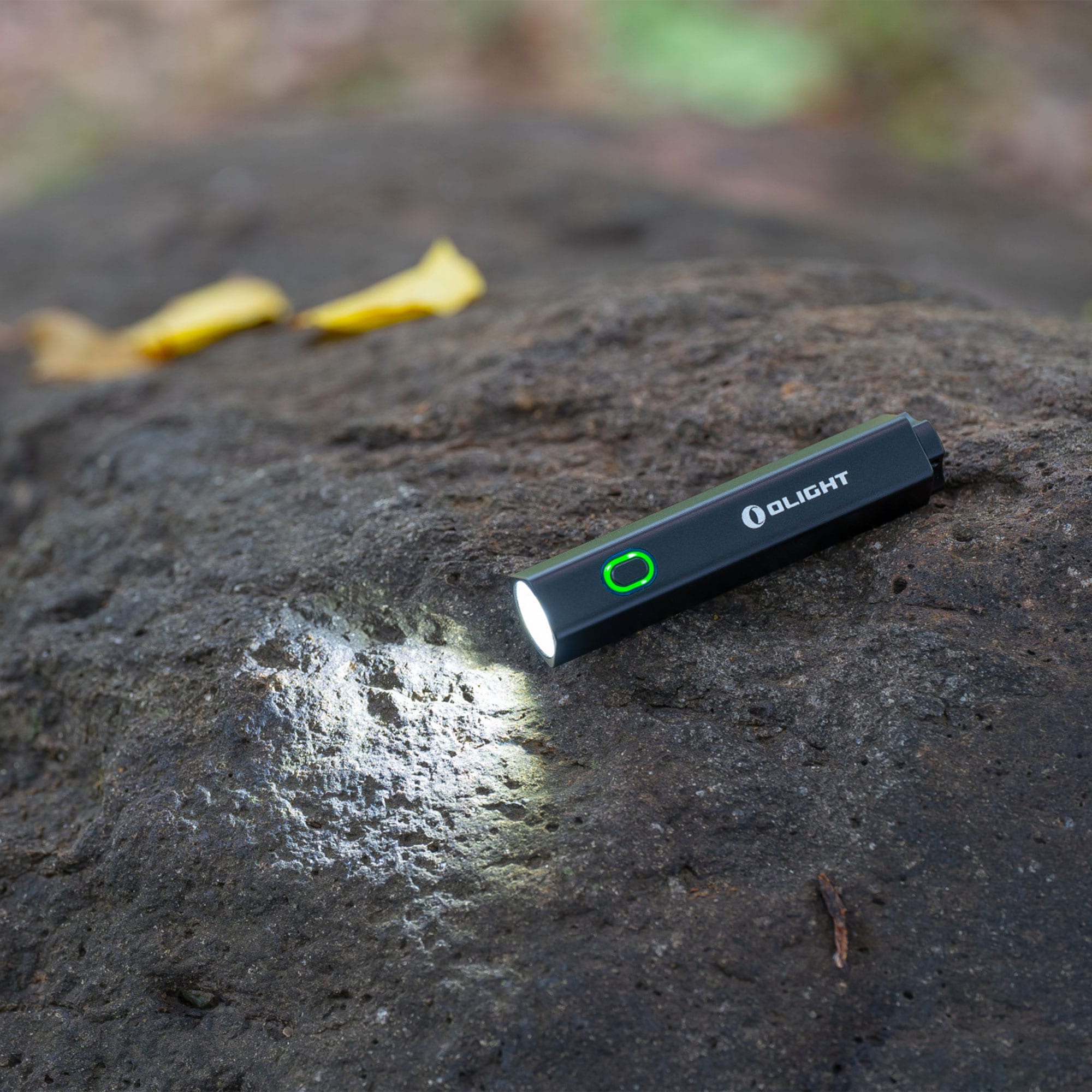 Latarka Olight Diffuse Black - 700 lumenów