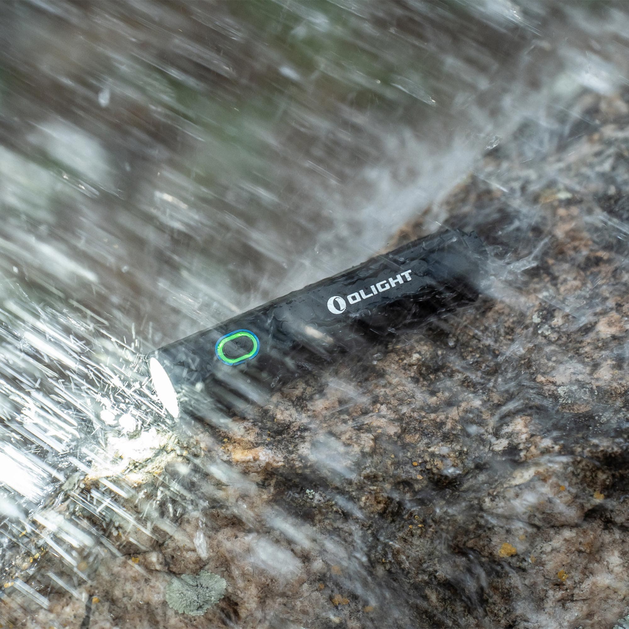 Latarka Olight Diffuse Black - 700 lumenów