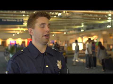 Лупа Carson Lumiloupe 10x з вимірювальною шкалою
