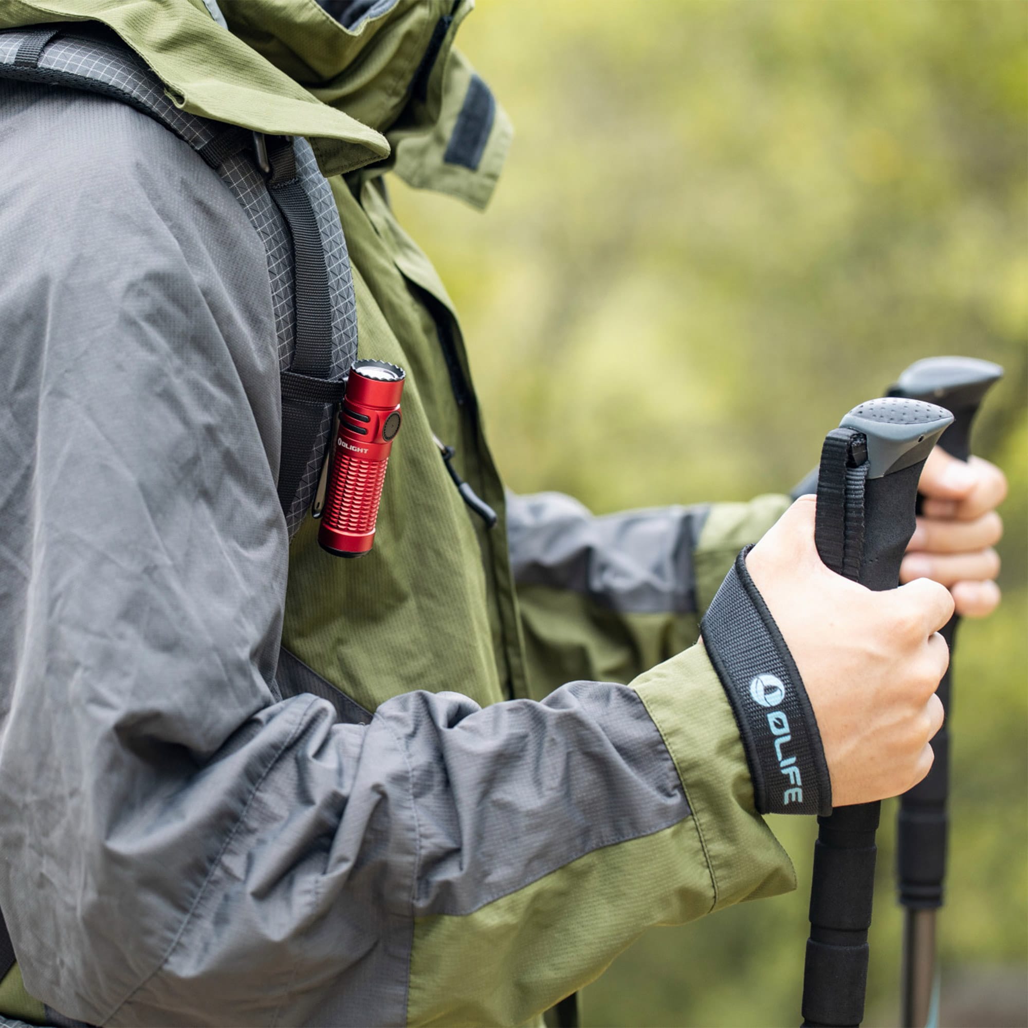 Latarka Olight Warrior Nano Red - 1200 lumenów