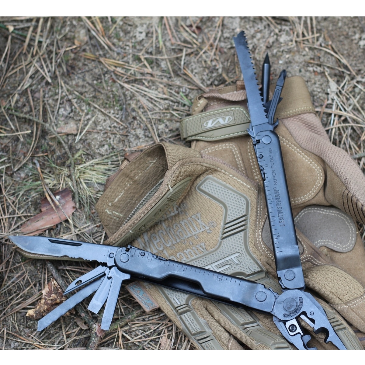 Multitool Leatherman Super Tool 300 EOD z kaburą