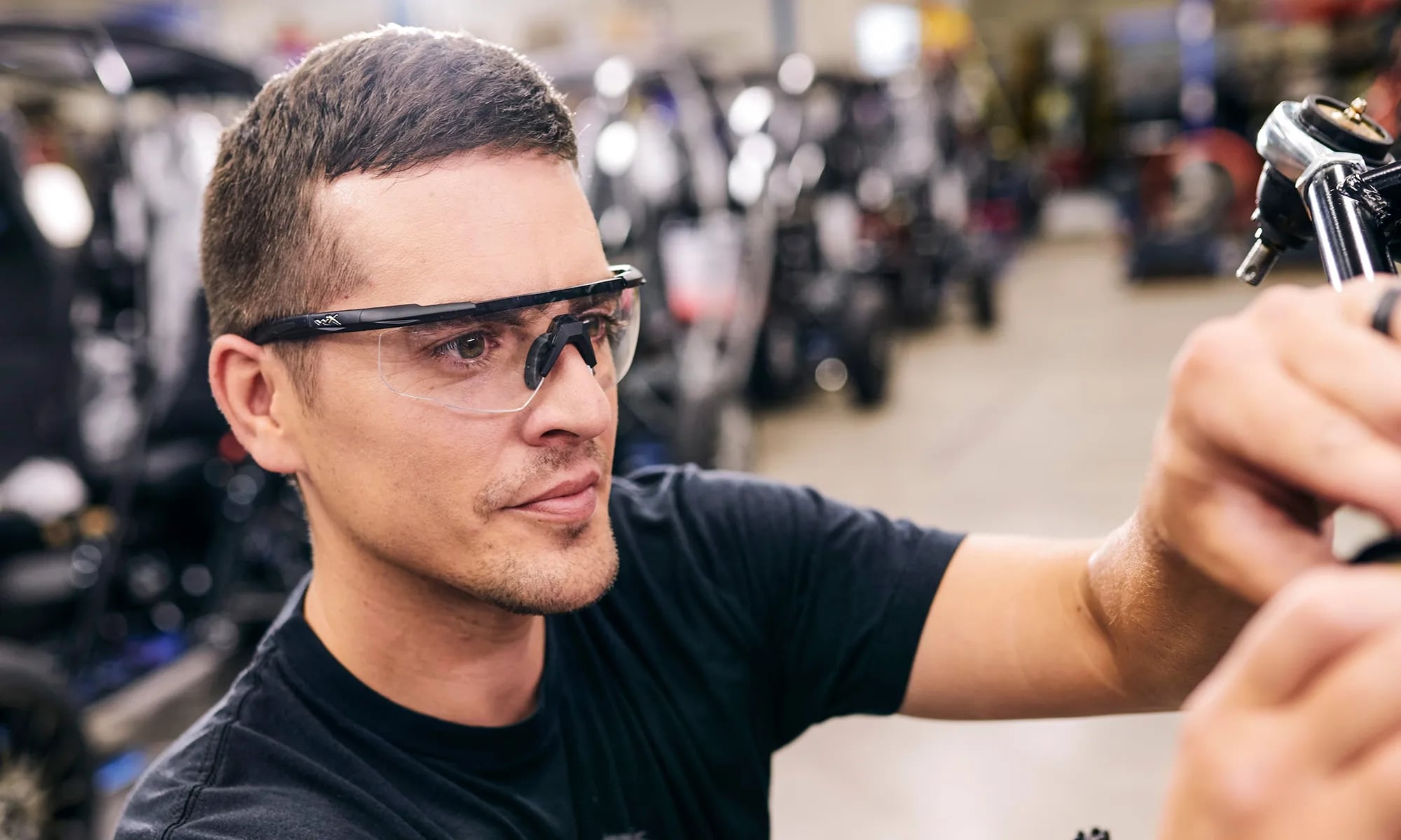 Okulary taktyczne Wiley X Saber Advanced - Clear Matte Black