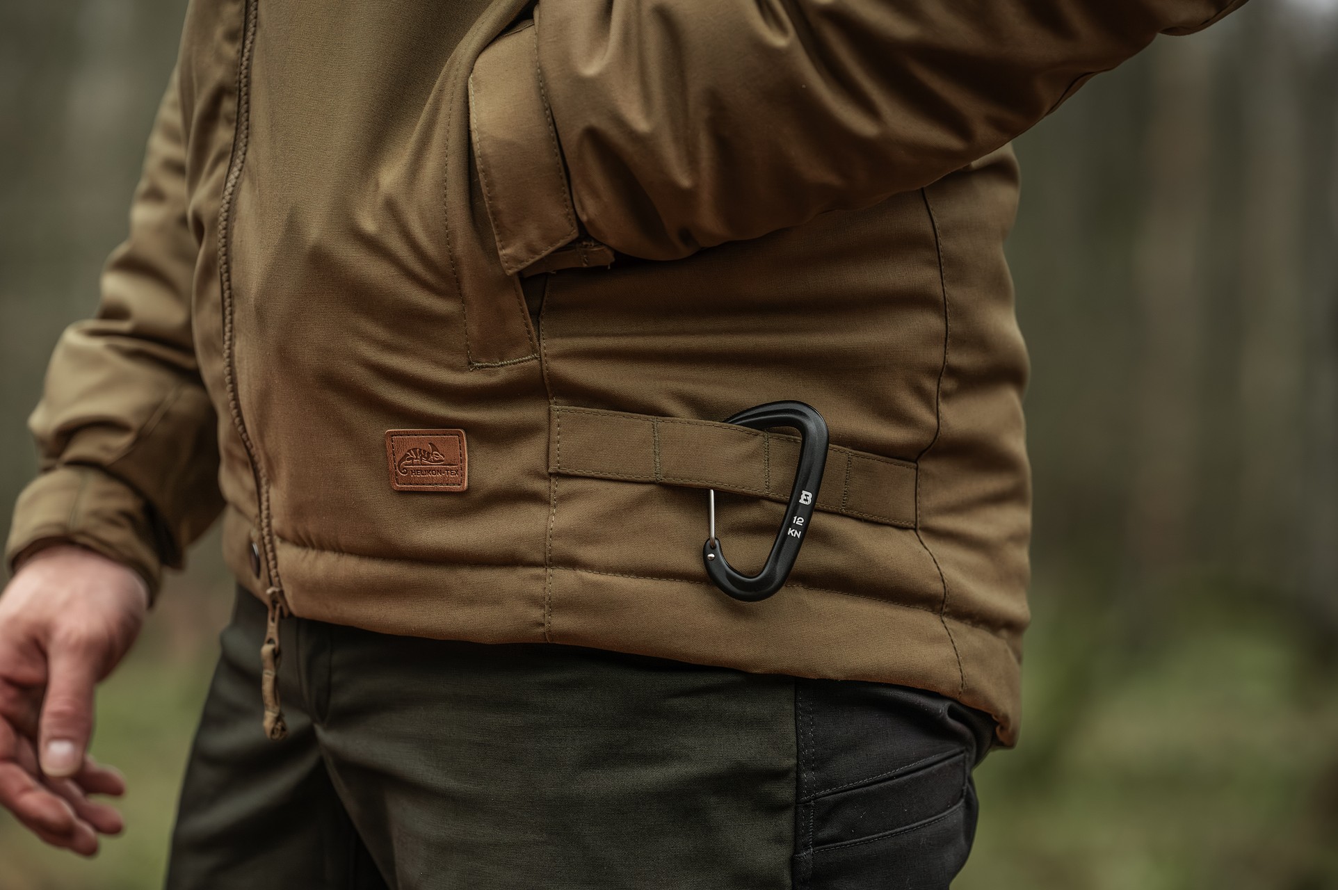 Karabińczyk Badger Outdoor 12KN do hamaka - czarny