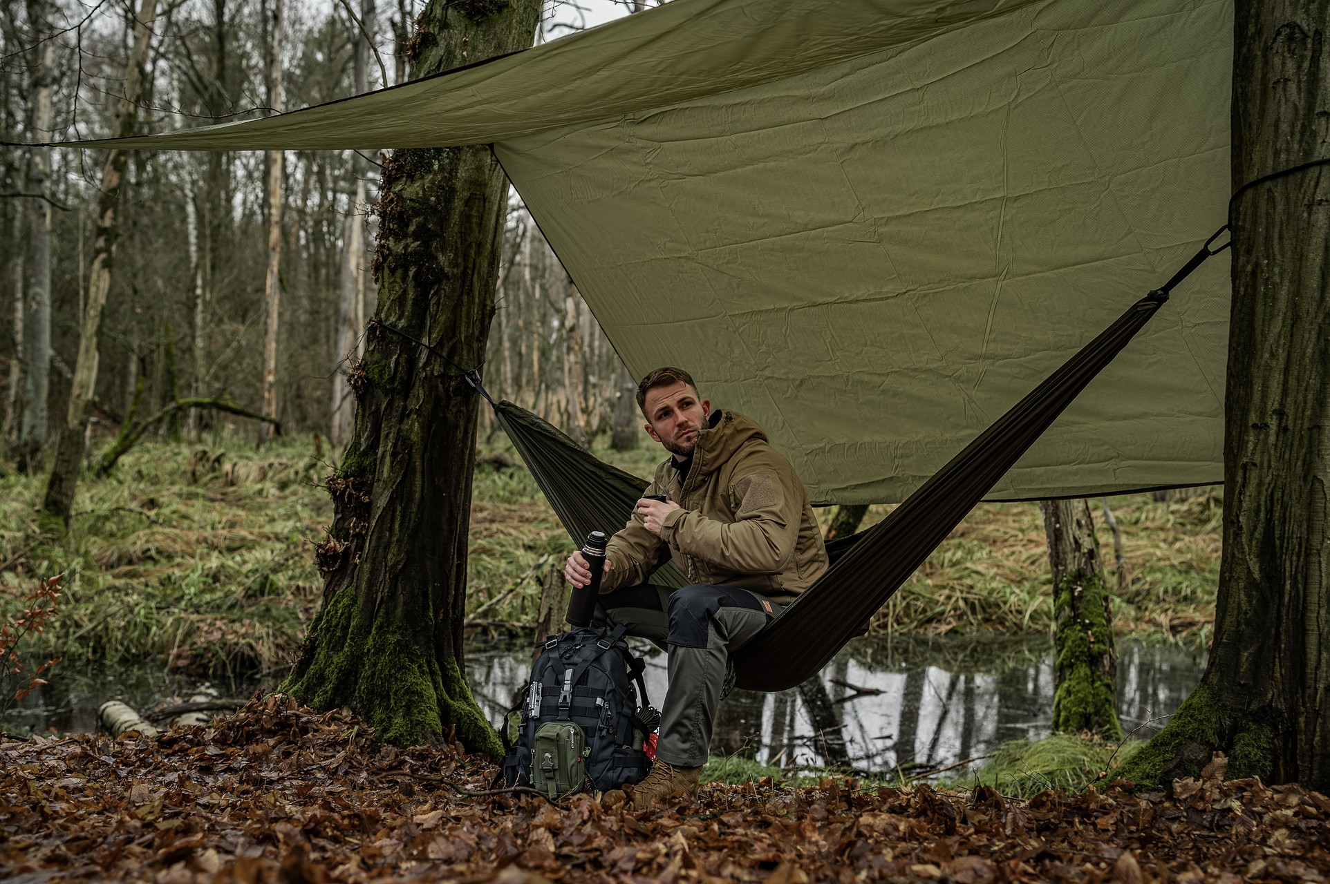 Płachta biwakowa Badger Outdoor X-Rain Tarp Olive