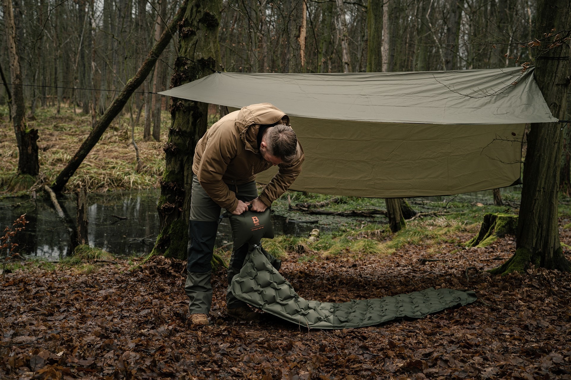Płachta biwakowa Badger Outdoor X-Rain Tarp Olive