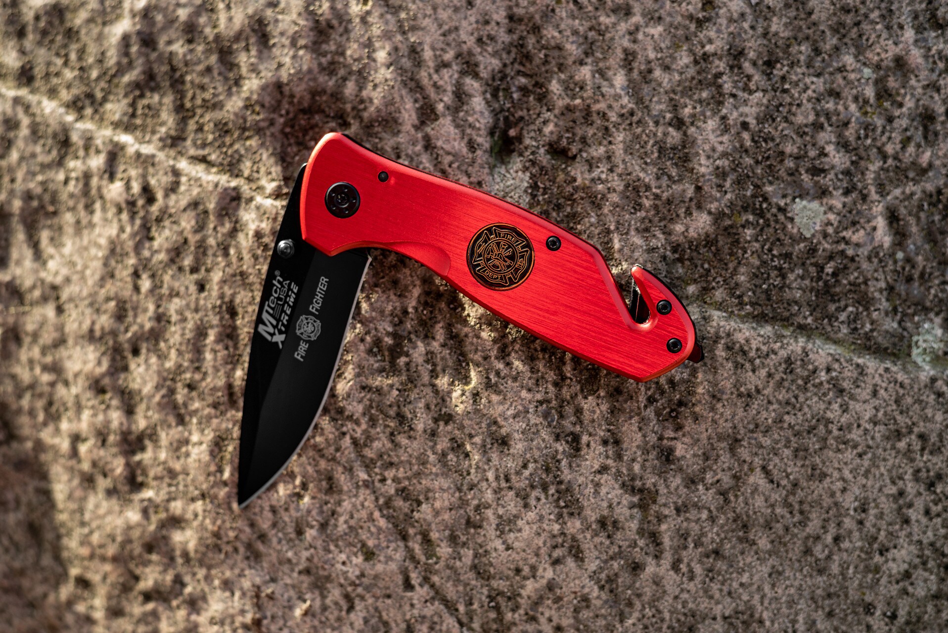 Складаний рятувальний ніж Master Cutlery Firefighter Xtreme
