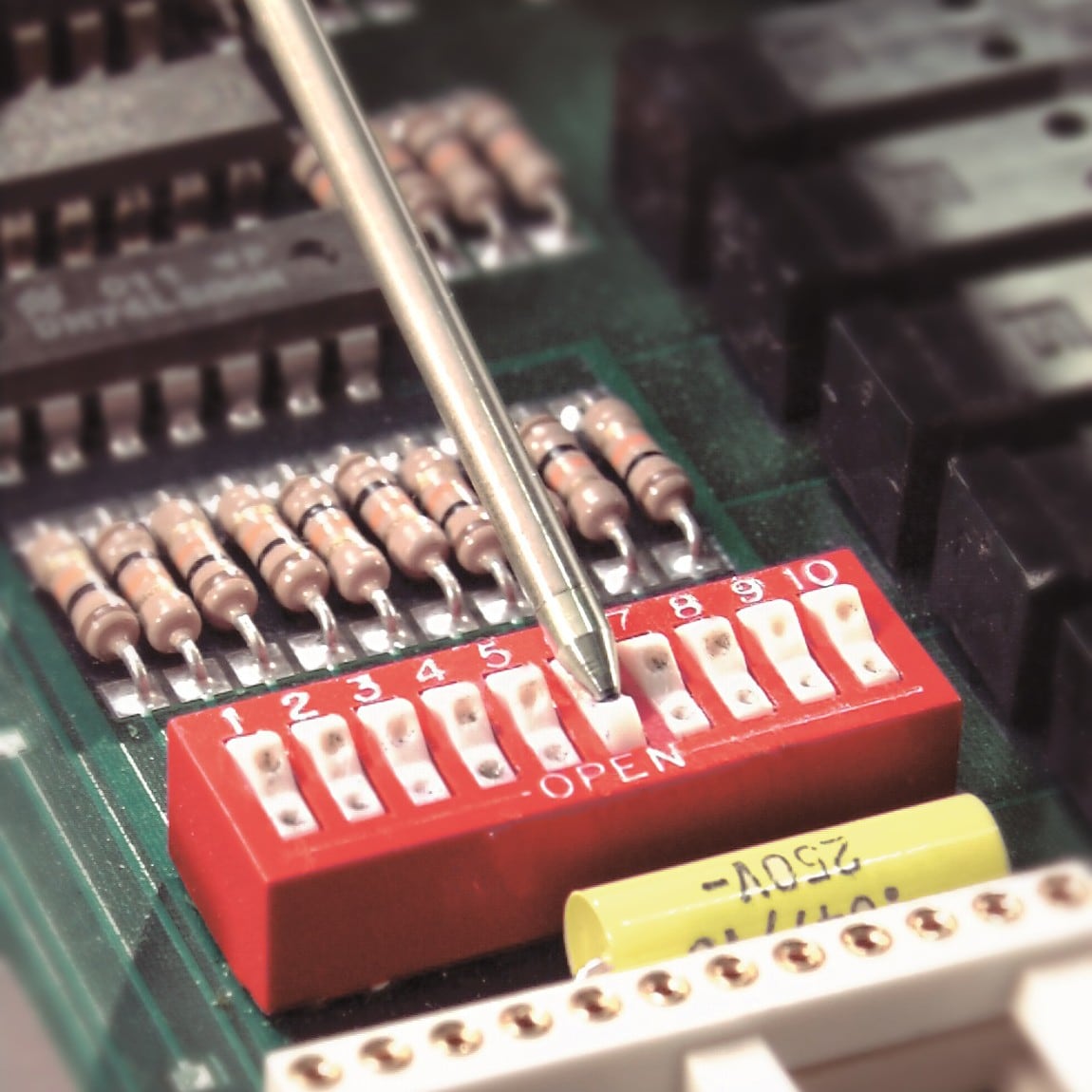 Scyzoryk Victorinox Cyber Tool M - Transparent Red