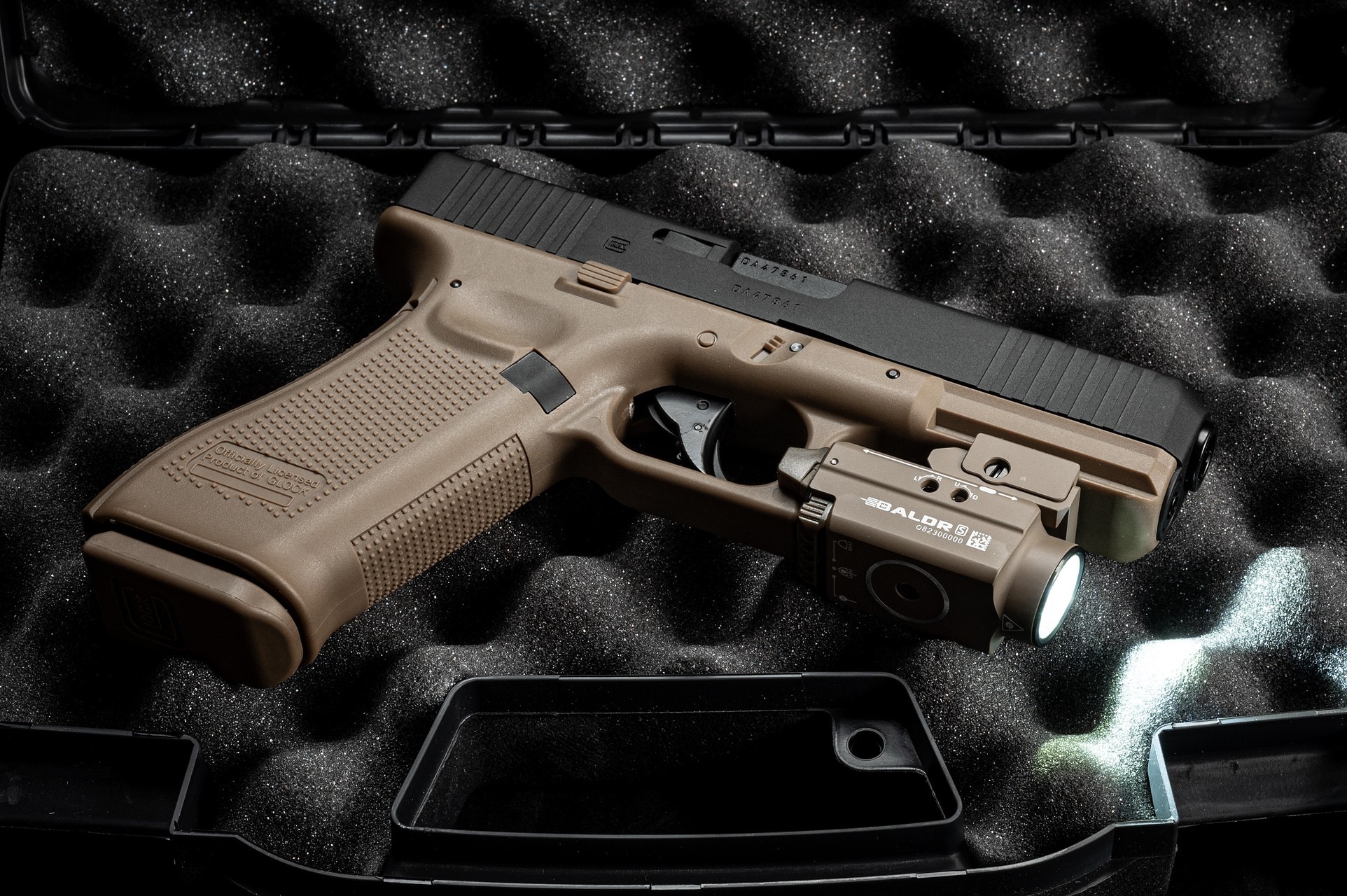 Пістолет GBB Glock 17 gen.5 French Edition - Black/Coyote
