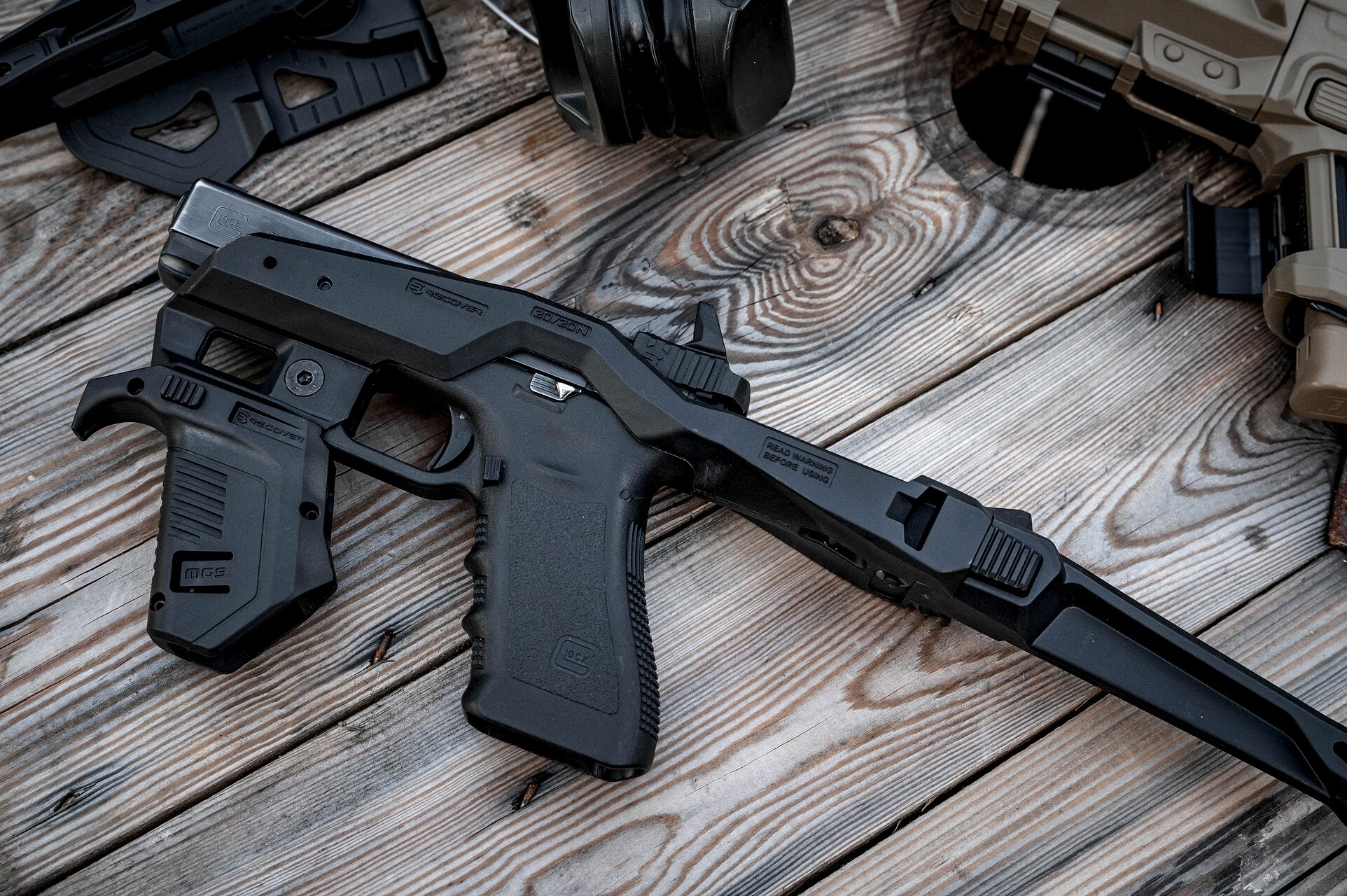 Konwersja Recover Tactical 20/20N Stabilizer Brace Pro Kit + MG9 Grip do pistoletów Glock - Black