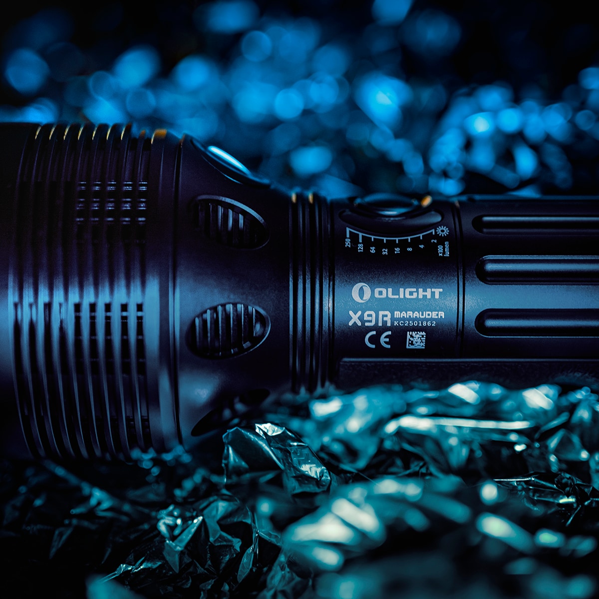 Latarka akumulatorowa Olight X9R Marauder - 25000 lumenów