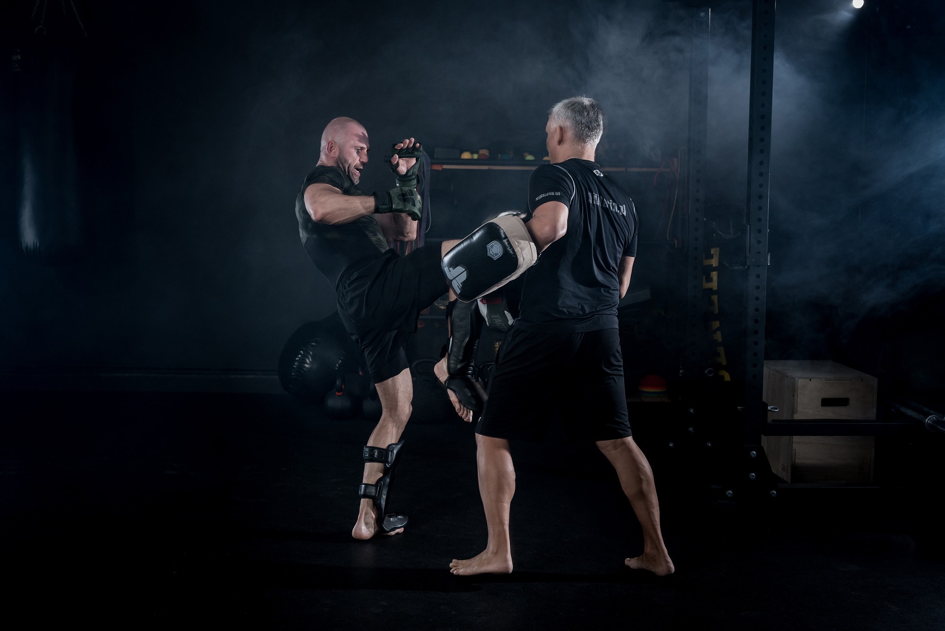 Захист гомілки і стопи Fighter Thai Ergo - Black