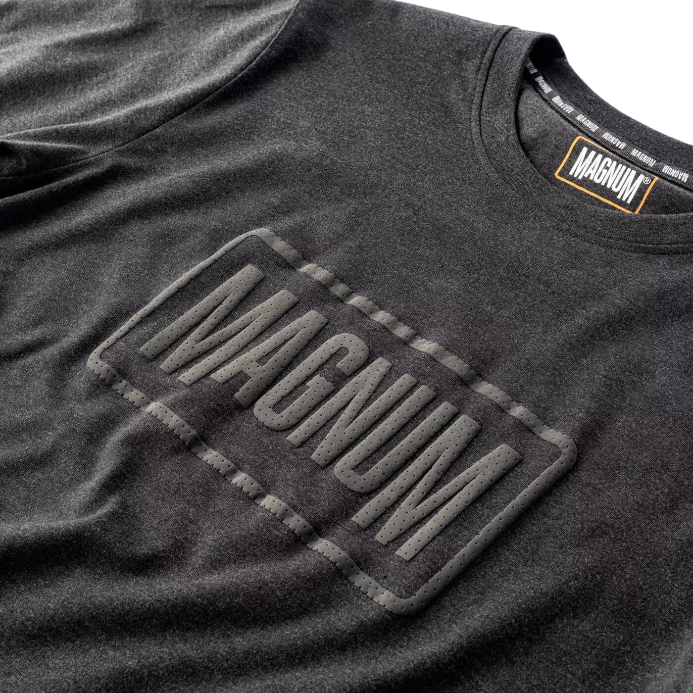 Koszulka T-shirt Magnum Essential 2.0 - Black Melange