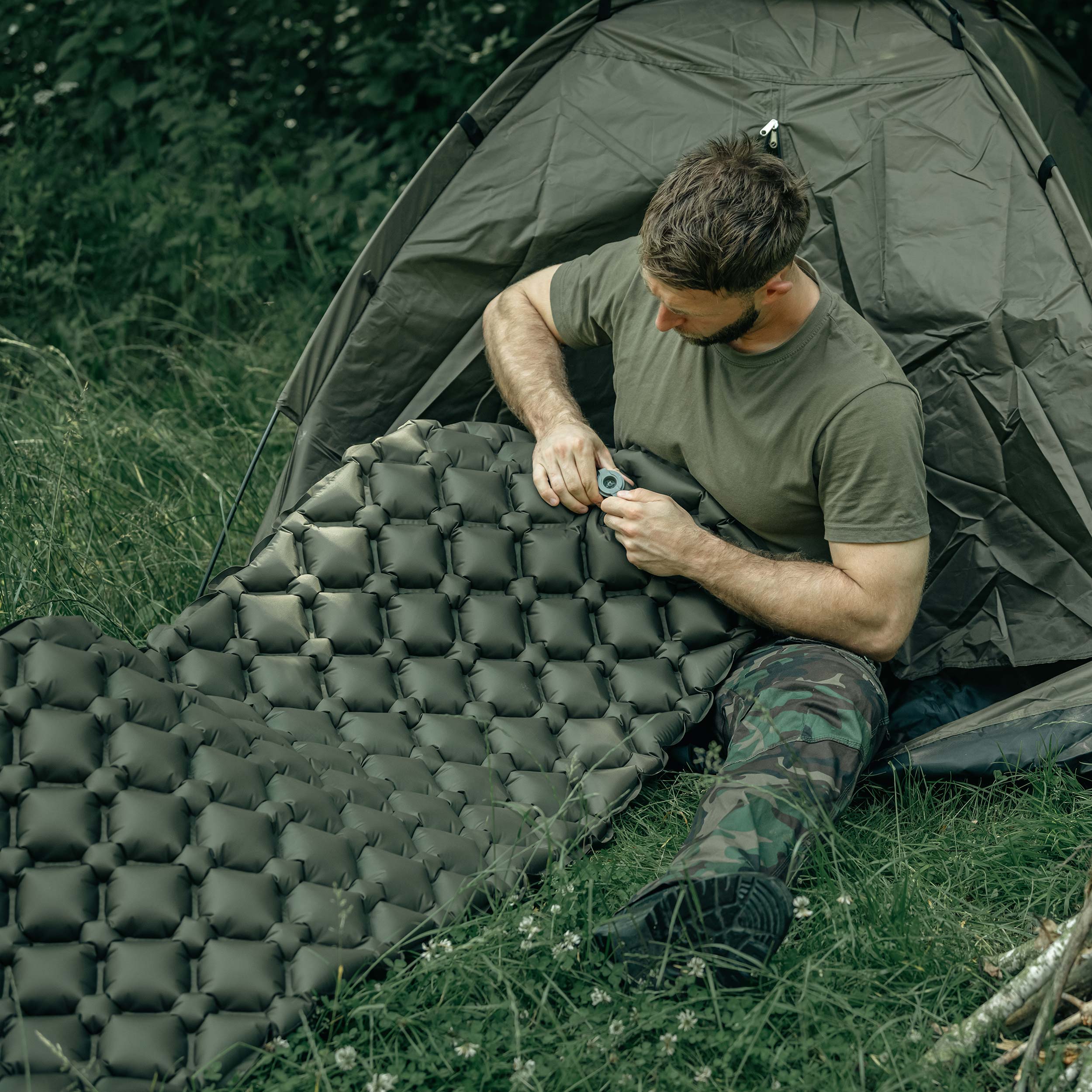 Materac jednoosobowy Badger Outdoor 188 x 58 cm - Olive