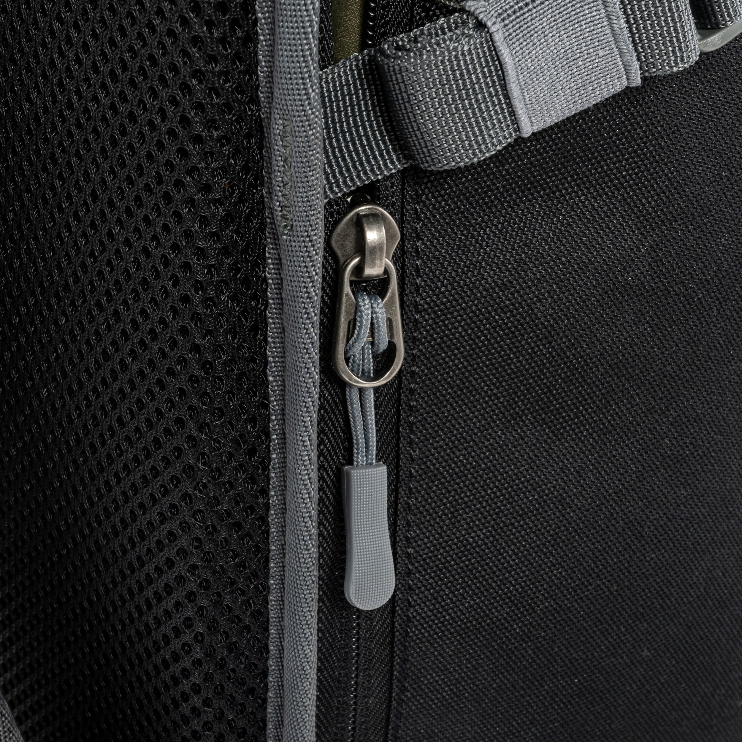 Plecak Alpinus Peyto 22 l - Czarny