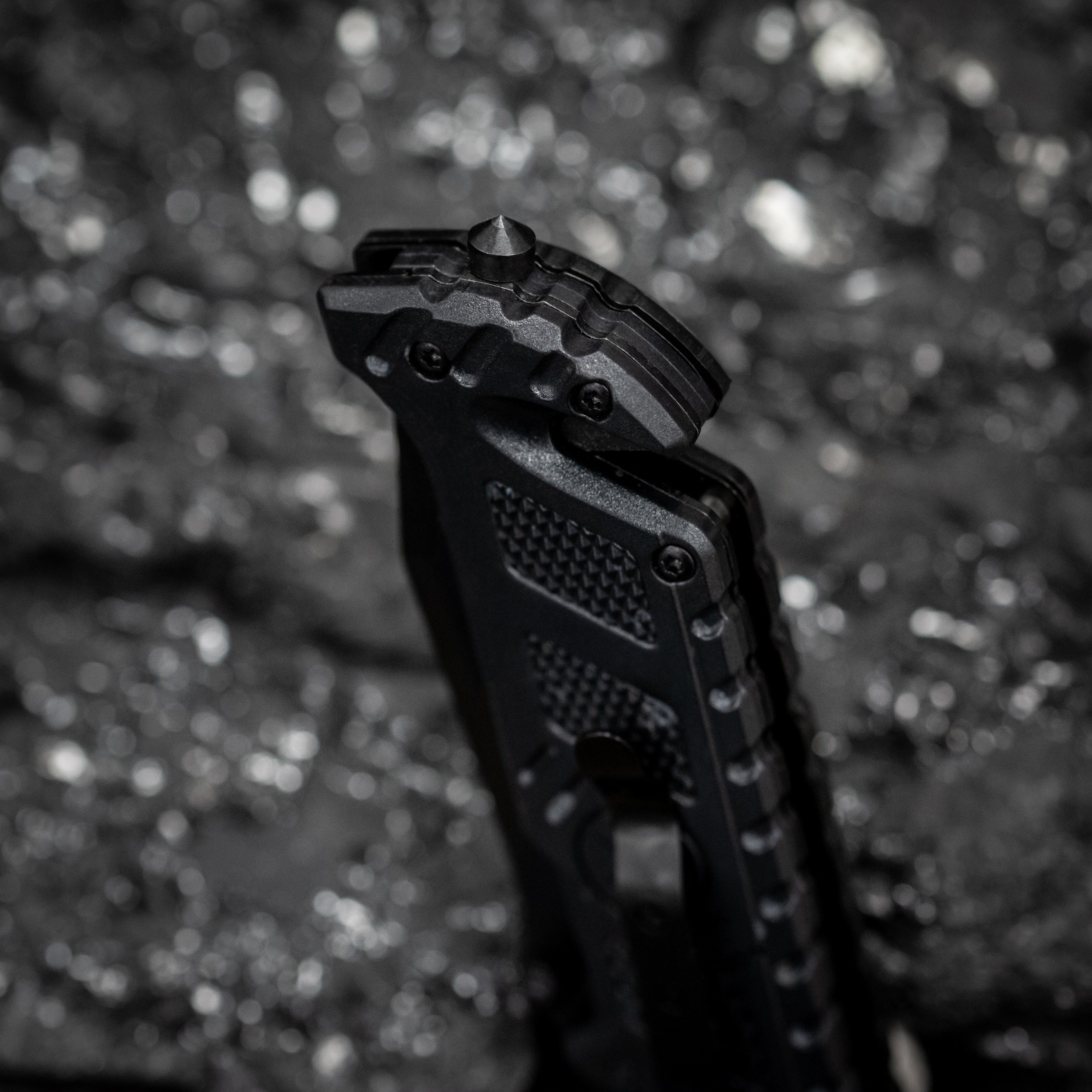 Nóż składany ratowniczy Mil-Tec Star Black