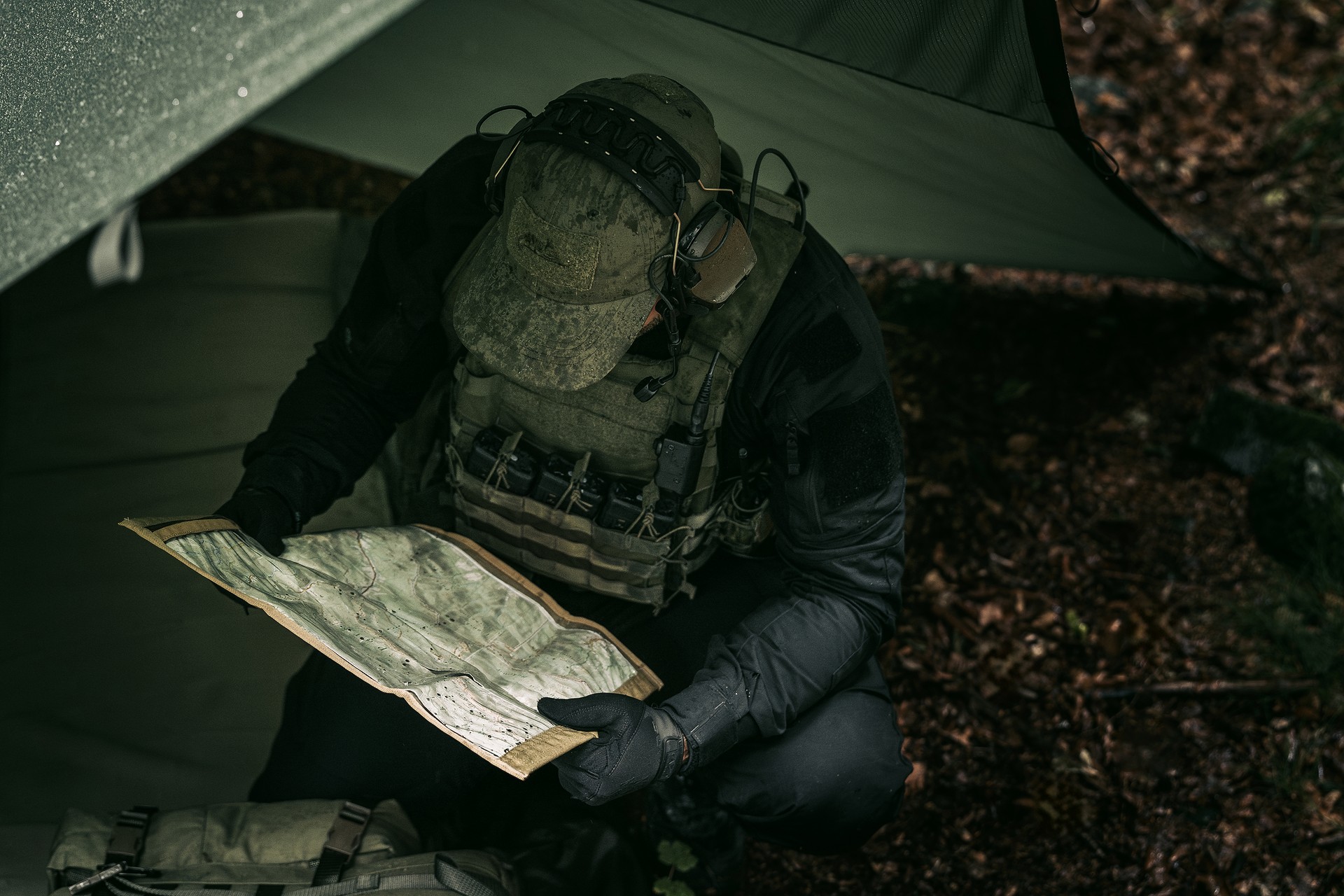 Активні навушники 3M Peltor ComTac VIII з мікрофоном - Green