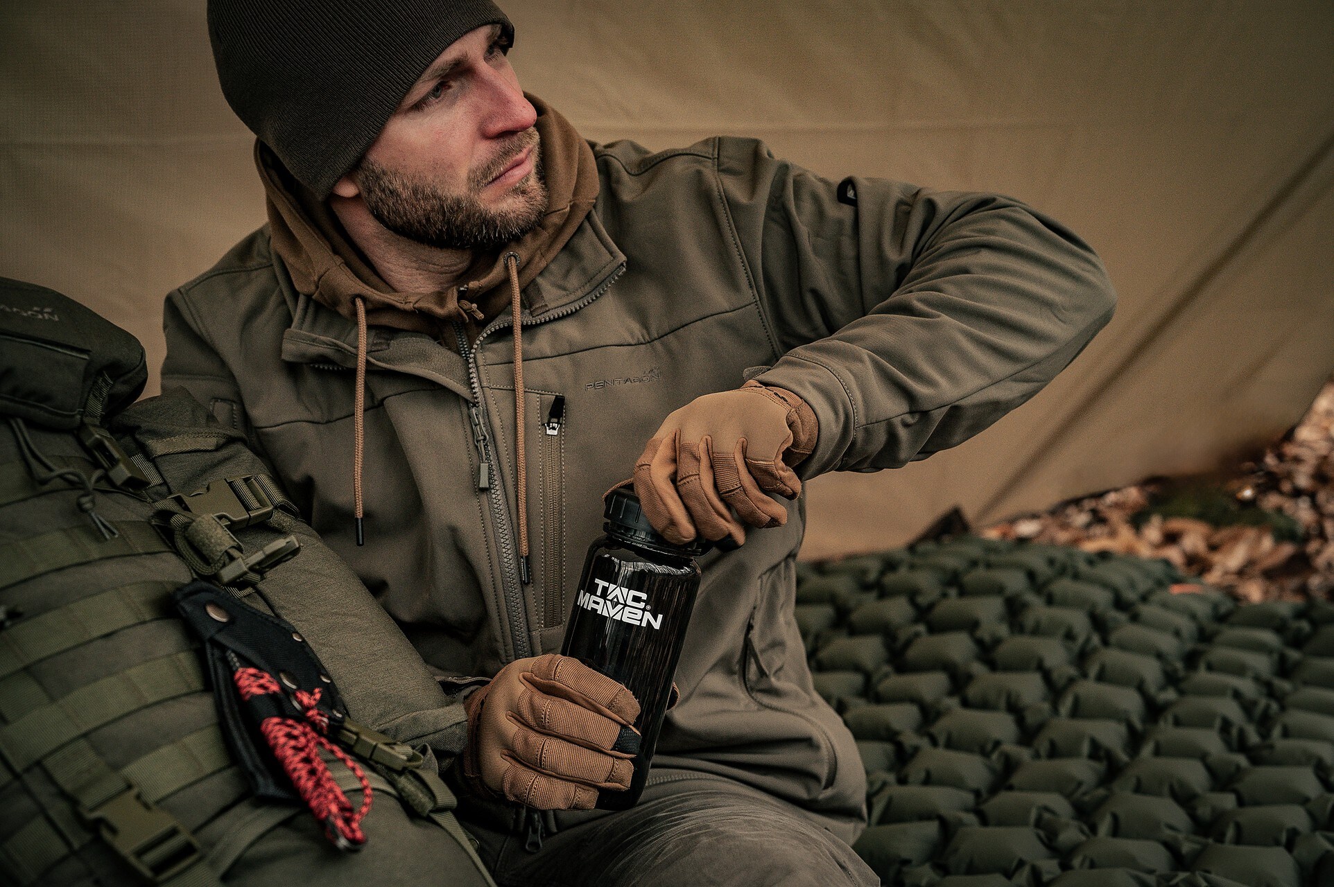 Butelka turystyczna Pentagon Tac Maven 650 ml - Black