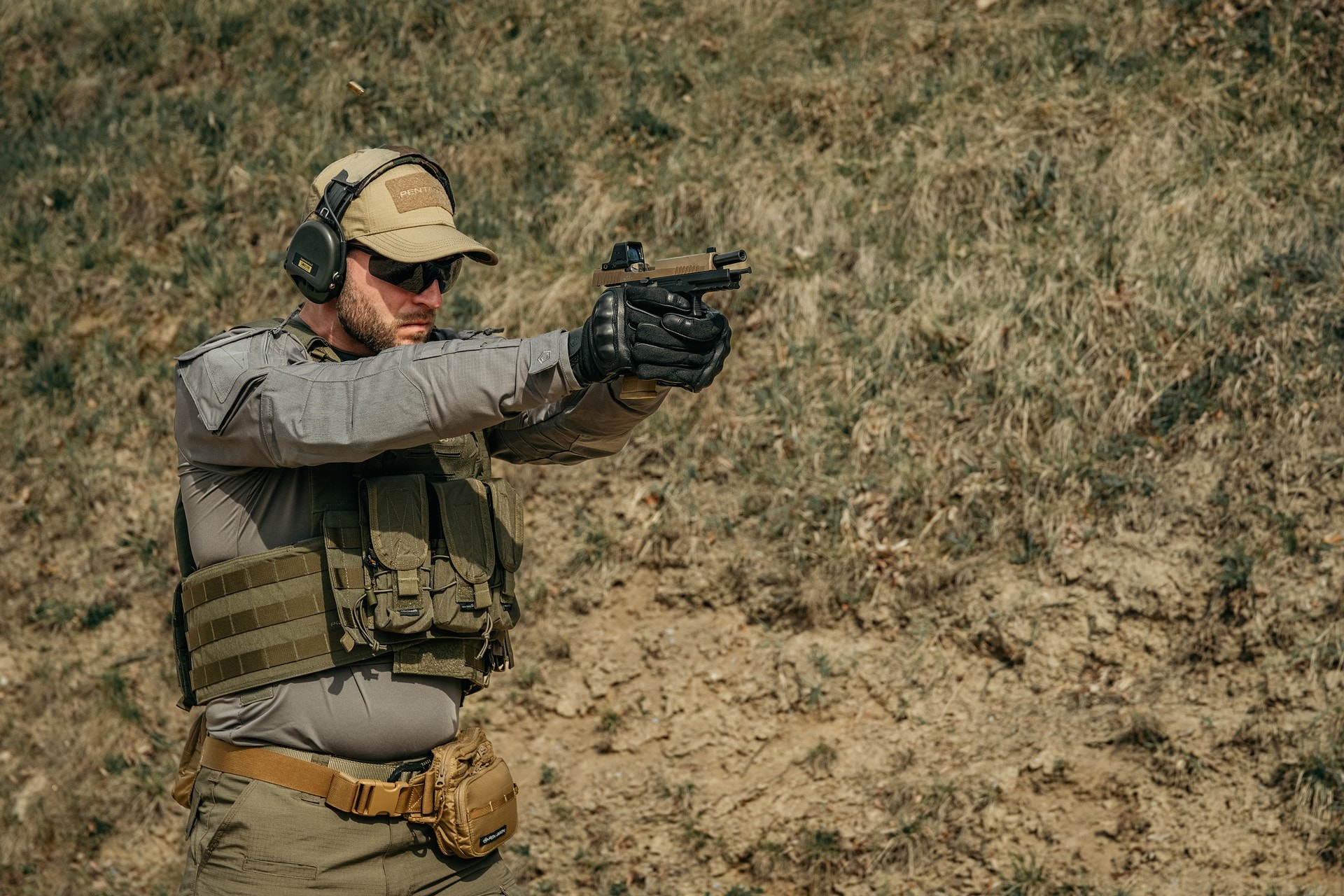 Okulary przeciwsłoneczne OPC Extreme Raptor Matt Black Smoke/Yellow z polaryzacją